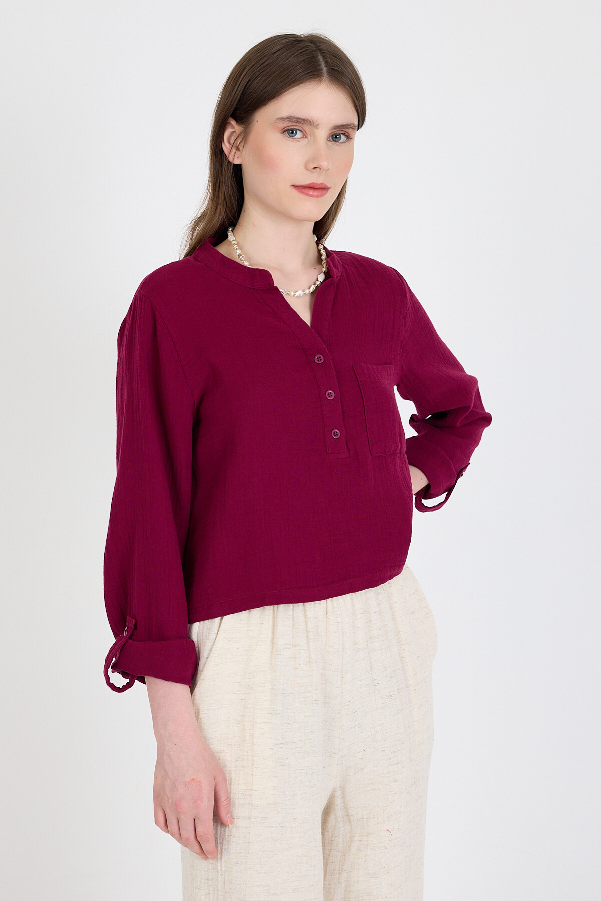 Bordo %100 Pamuk Keten Görünümlü Hakim Yaka Crop Gömlek 4702A - 3