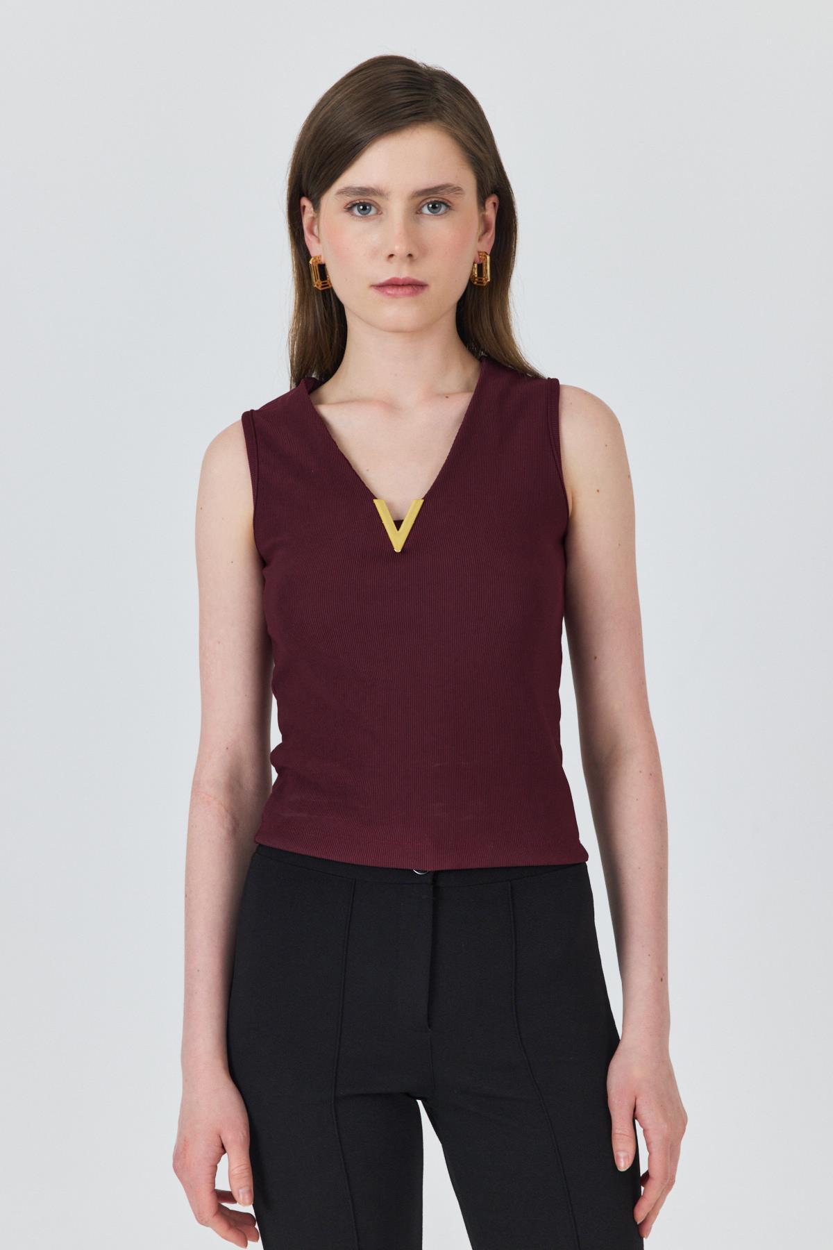 Bordo Aksesuar Detaylı Kolsuz Kadın Bluz 21545 - RAYS