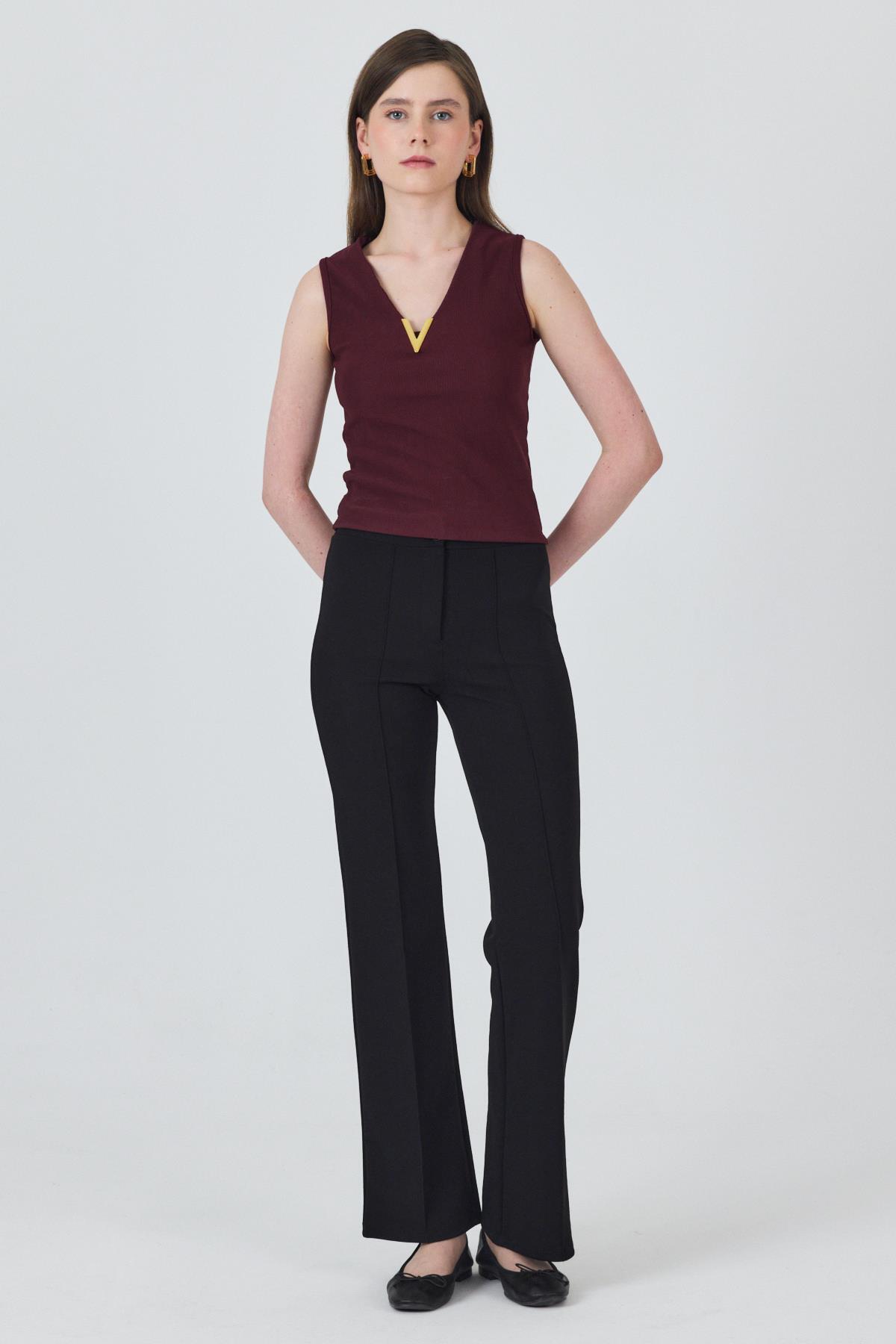 Bordo Aksesuar Detaylı Kolsuz Kadın Bluz 21545 - 8