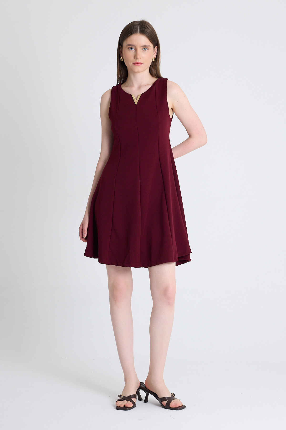 Bordo Aksesuar Detaylı Kolsuz Mini Elbise 2238 - 6