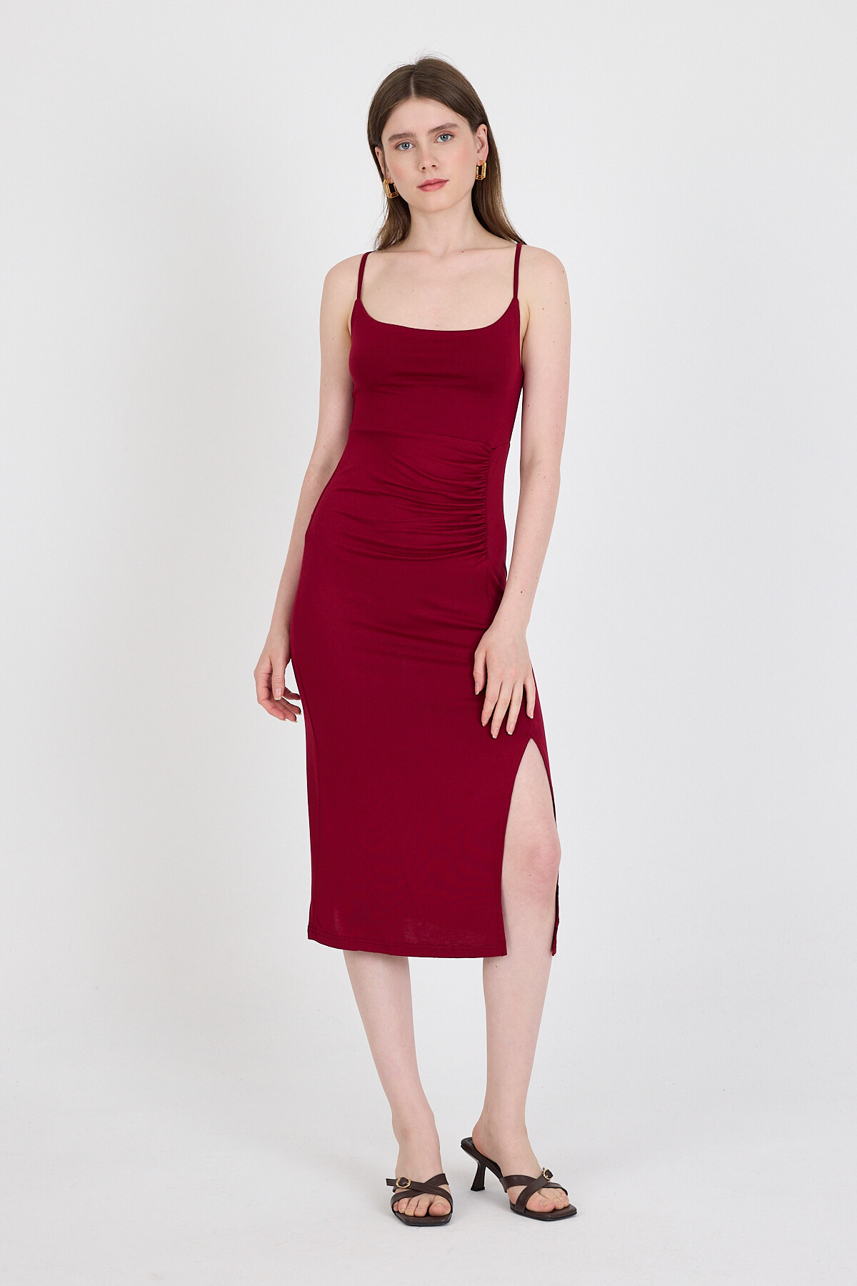 Bordo Askılı Yırtmaçlı Drape Detaylı Dokuma Elbise 21003 - RAYS