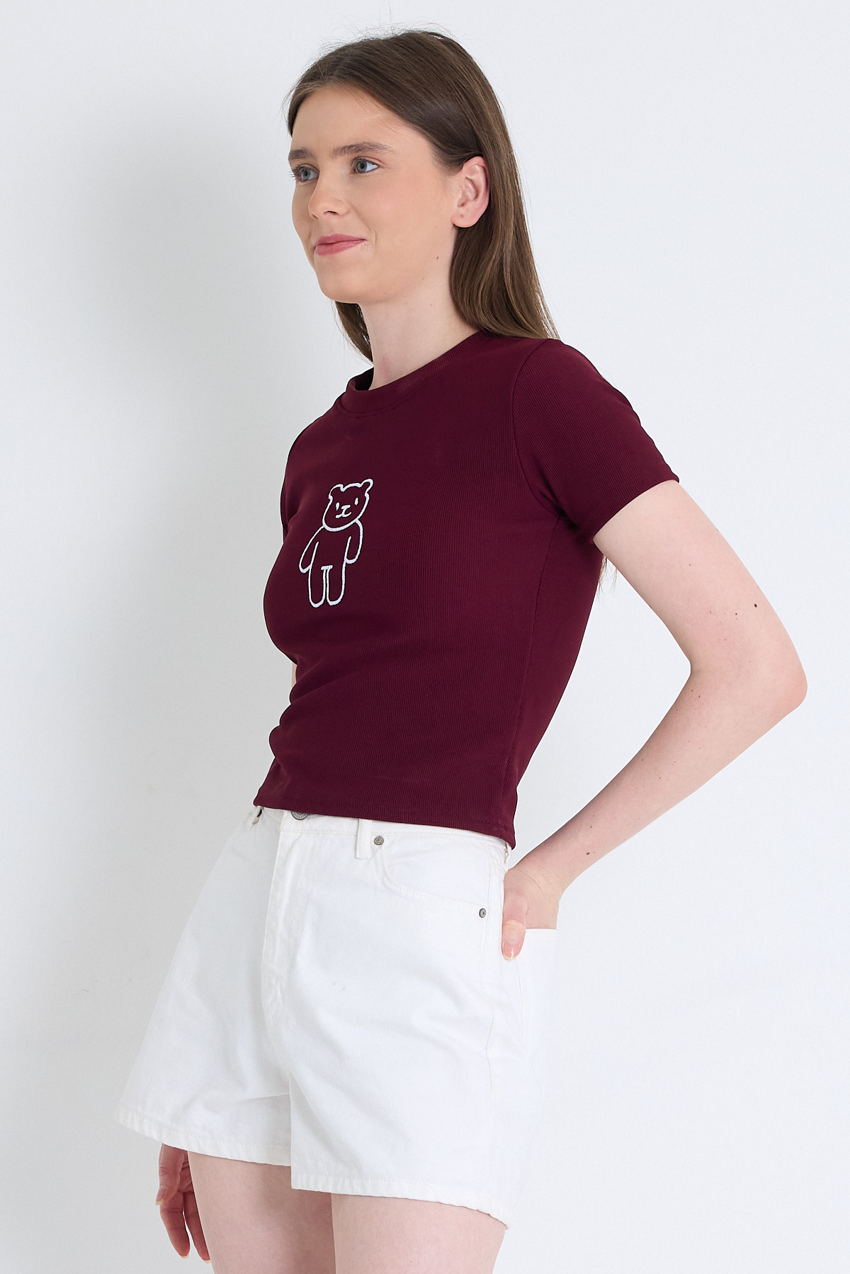 Bordo Ayıcık İşlemeli Slim Fit Crop Tişört 2217 - 1