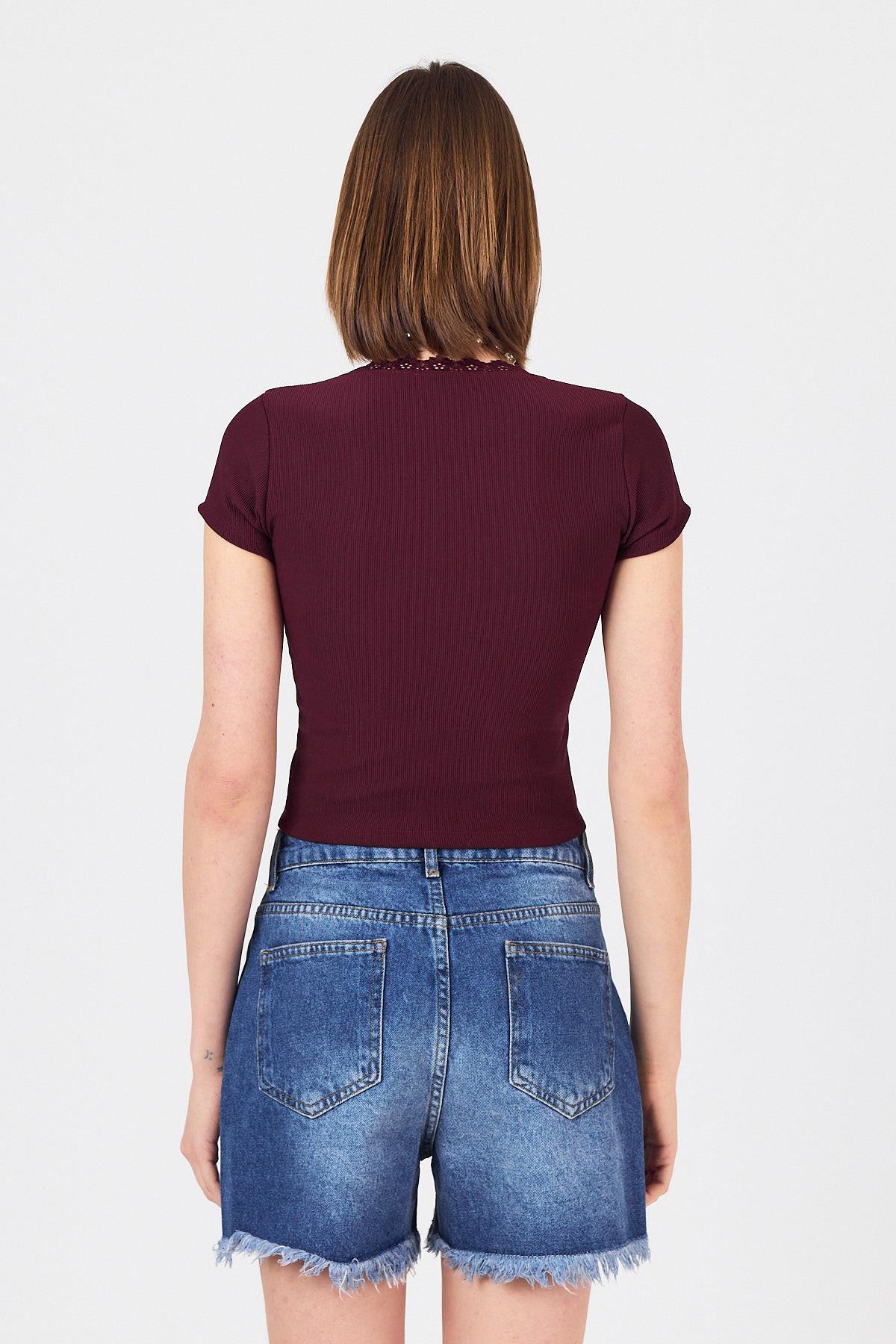 Bordo Dantel Yaka Fiyonk Detaylı Crop Tişört 2207 - 5