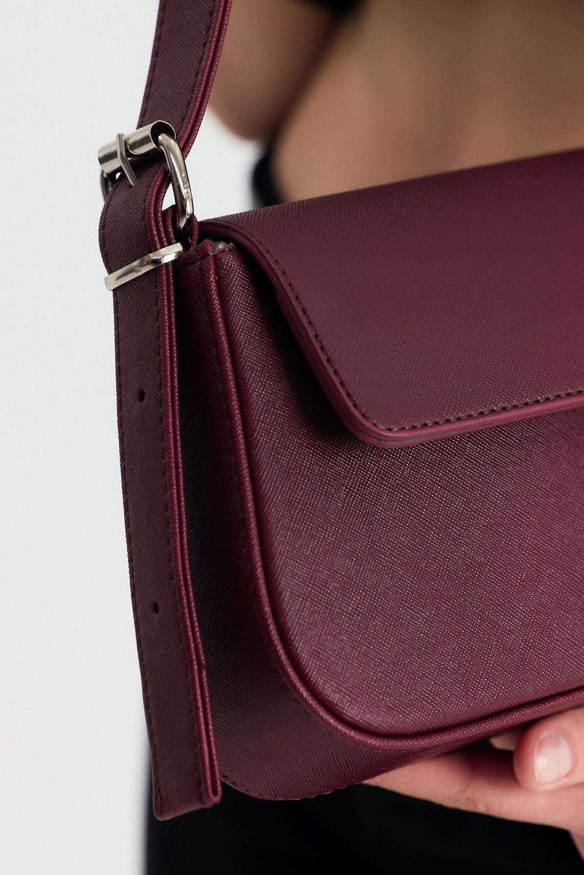 Bordo Kapak Detay Omuz Çantası 3005 - 5