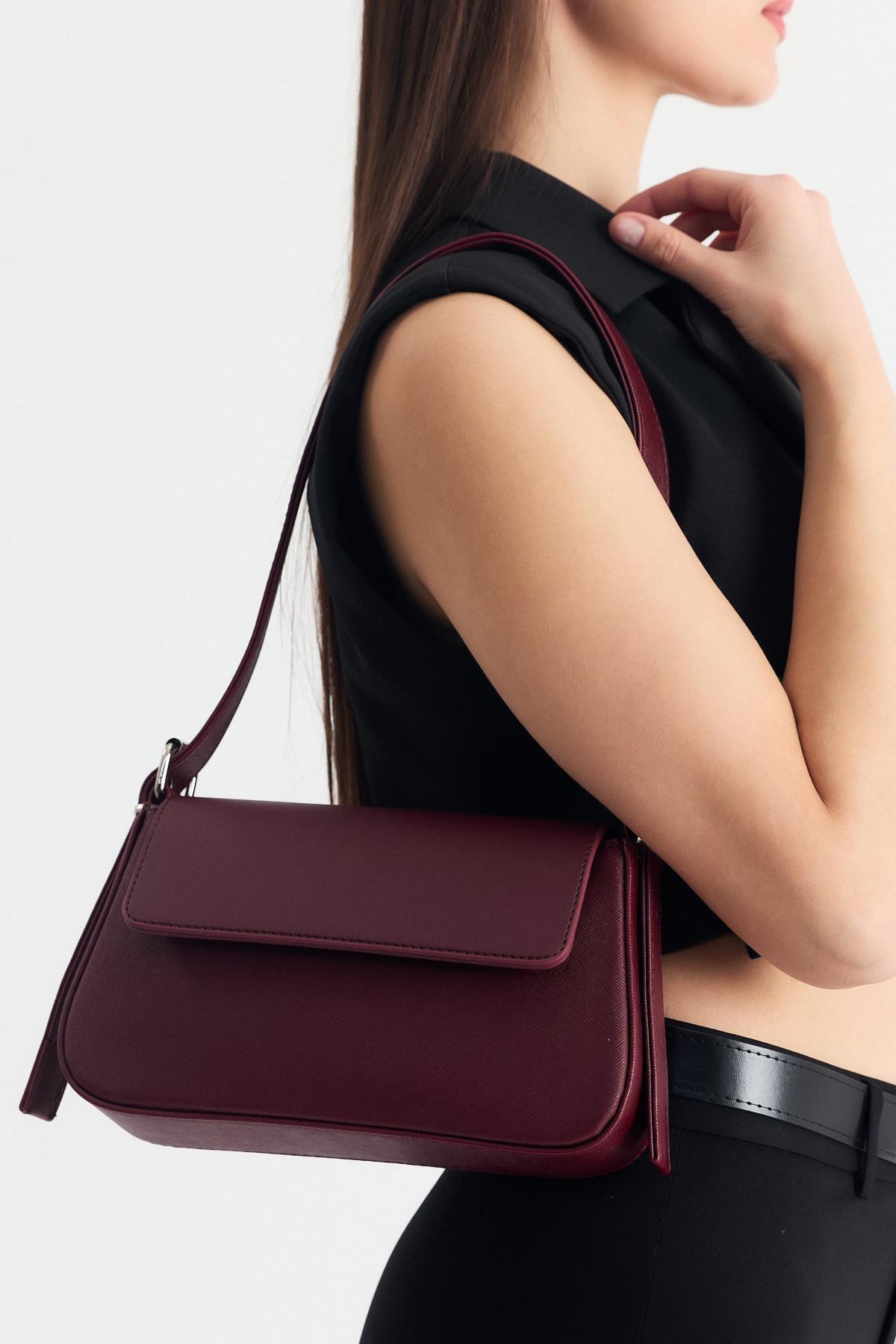 Bordo Kapak Detay Omuz Çantası 3005 - 7