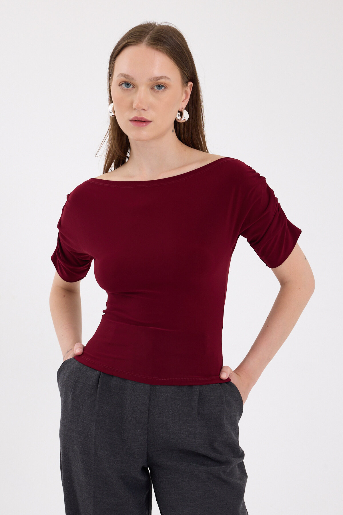Bordo Kayık Yaka Kol Büzgülü Bluz 2515 