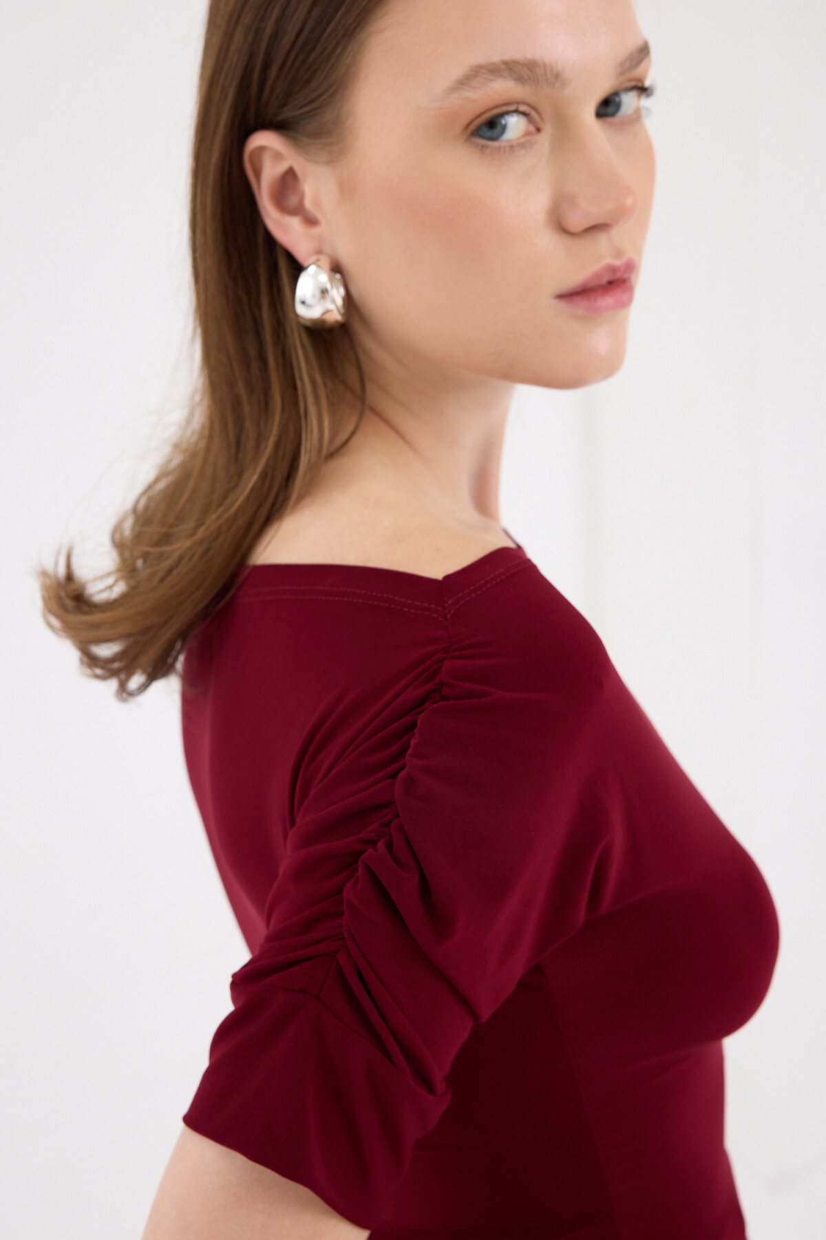 Bordo Kayık Yaka Kol Büzgülü Bluz 2515 - RAYS