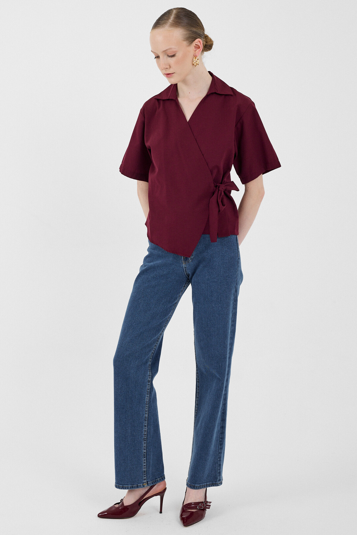 Bordo Kısa Kol Yan Bağlama Detaylı Bluz 8095A - 3