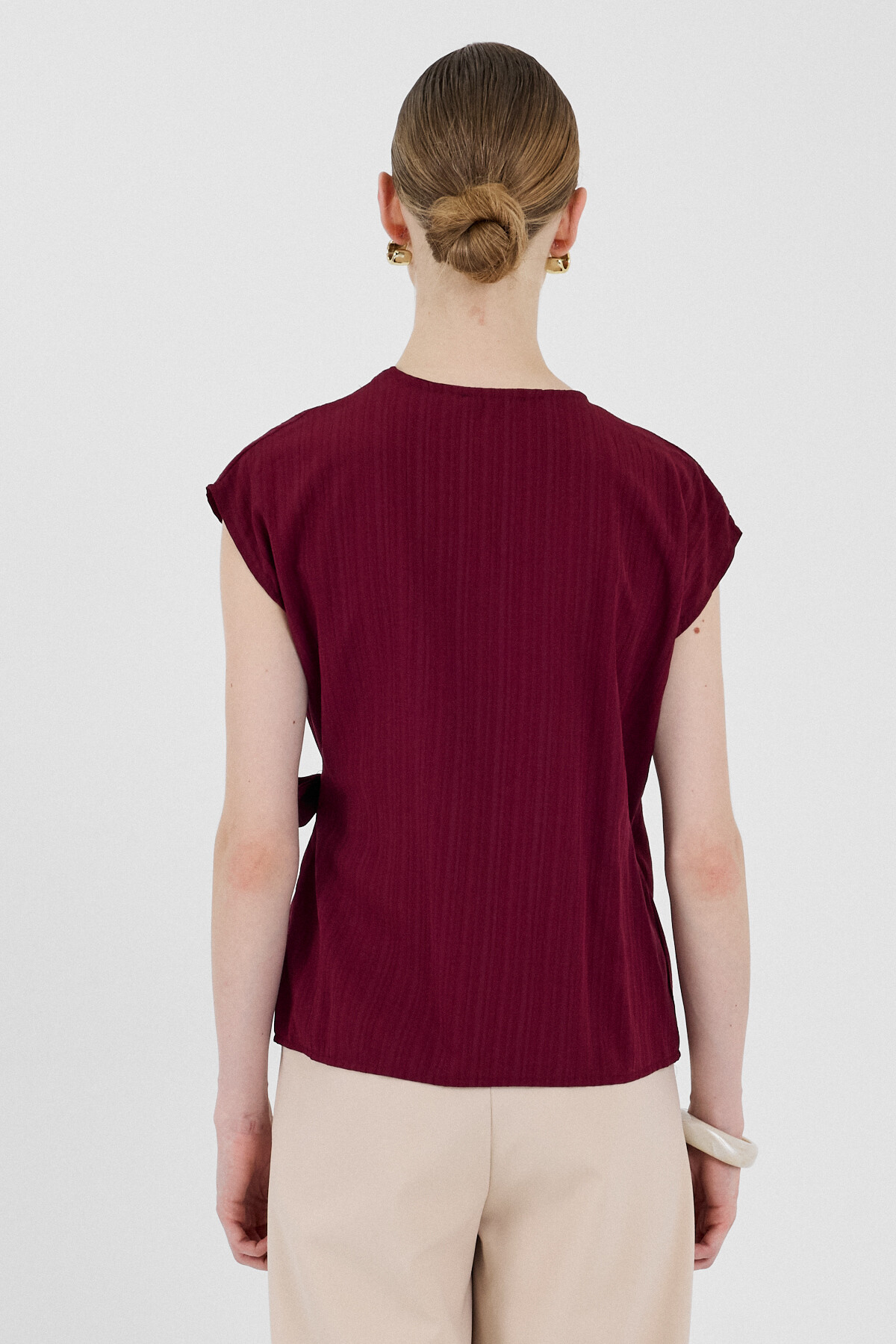 Bordo Kruvaze Yaka Bağlama Detaylı Bluz 8025A - 5