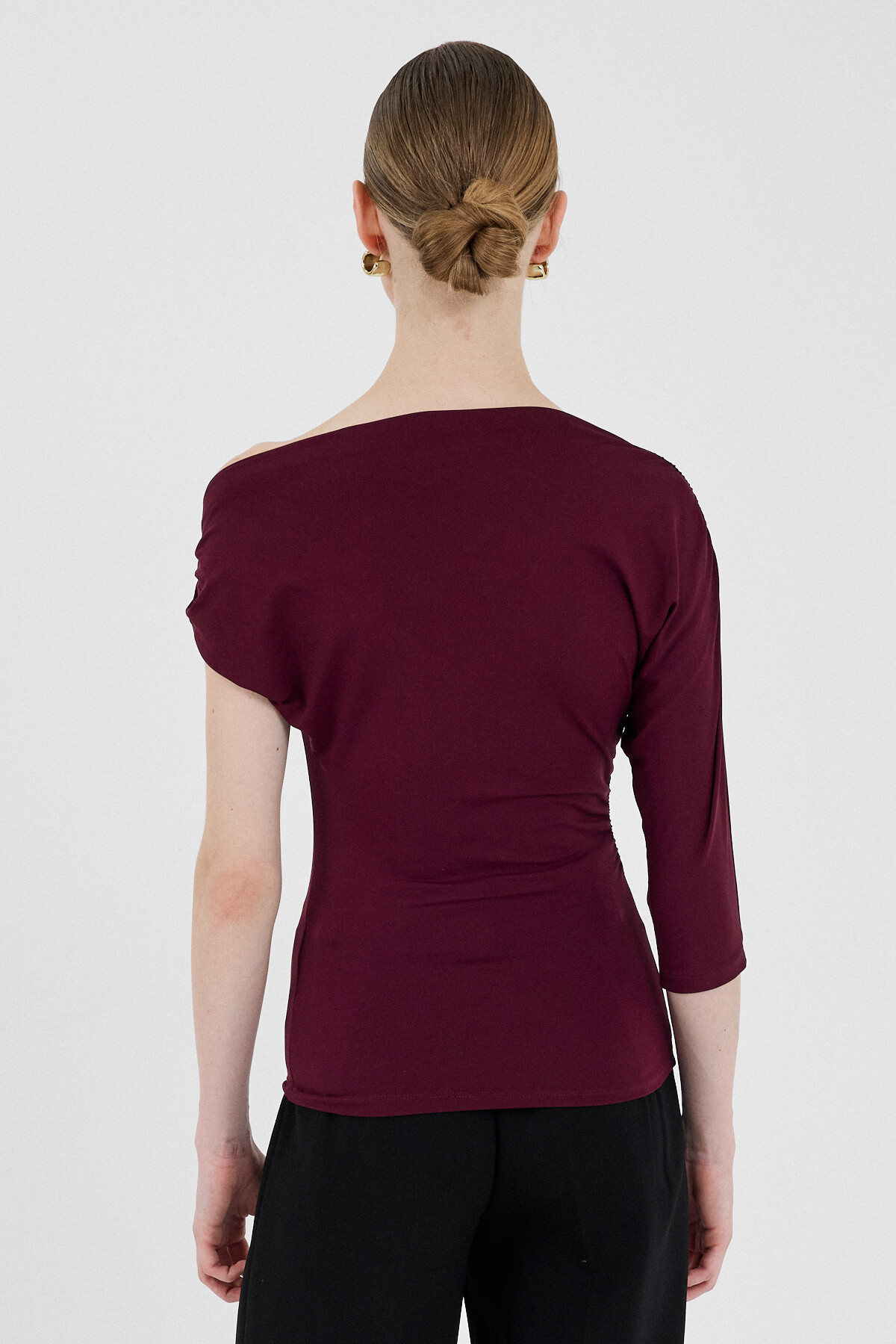 Bordo Omuz Aksesuar Detaylı Yarım Kol Bluz 2490 - 5