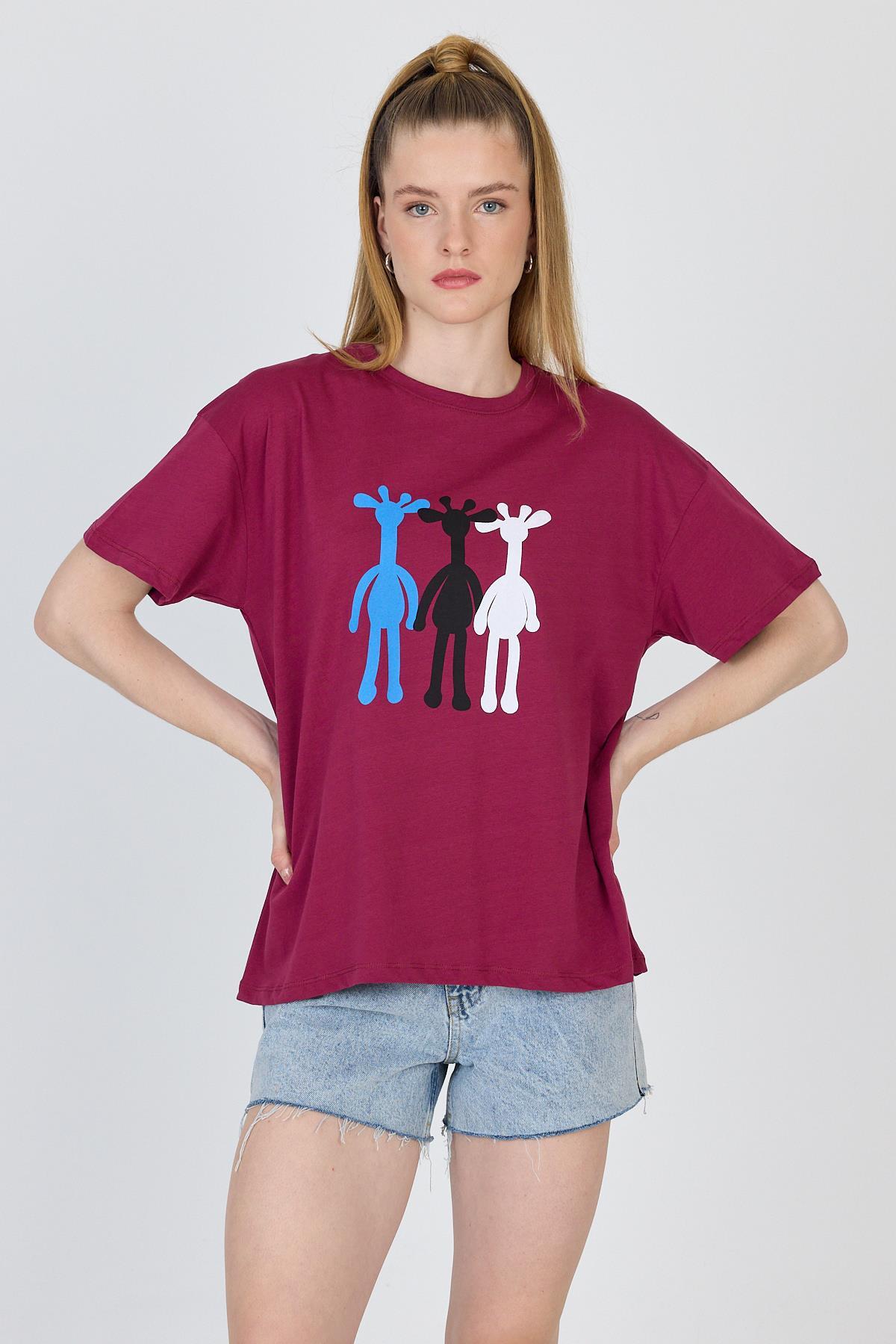 Bordo Oversize Zürafa Baskılı Tişört 2150-12M - RAYS