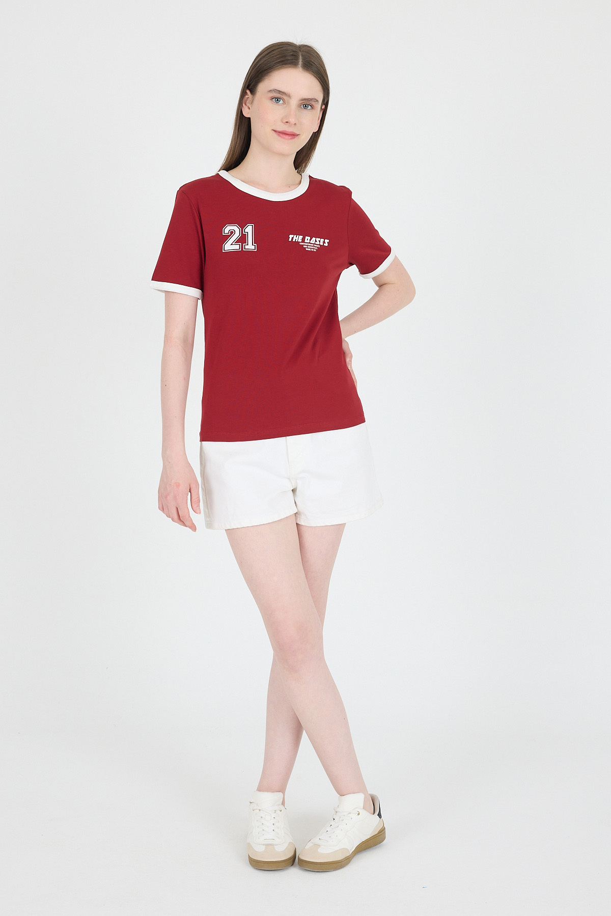 Bordo Ribanalı Yazı Baskılı Slim Fit Tişört 5981 - RAYS