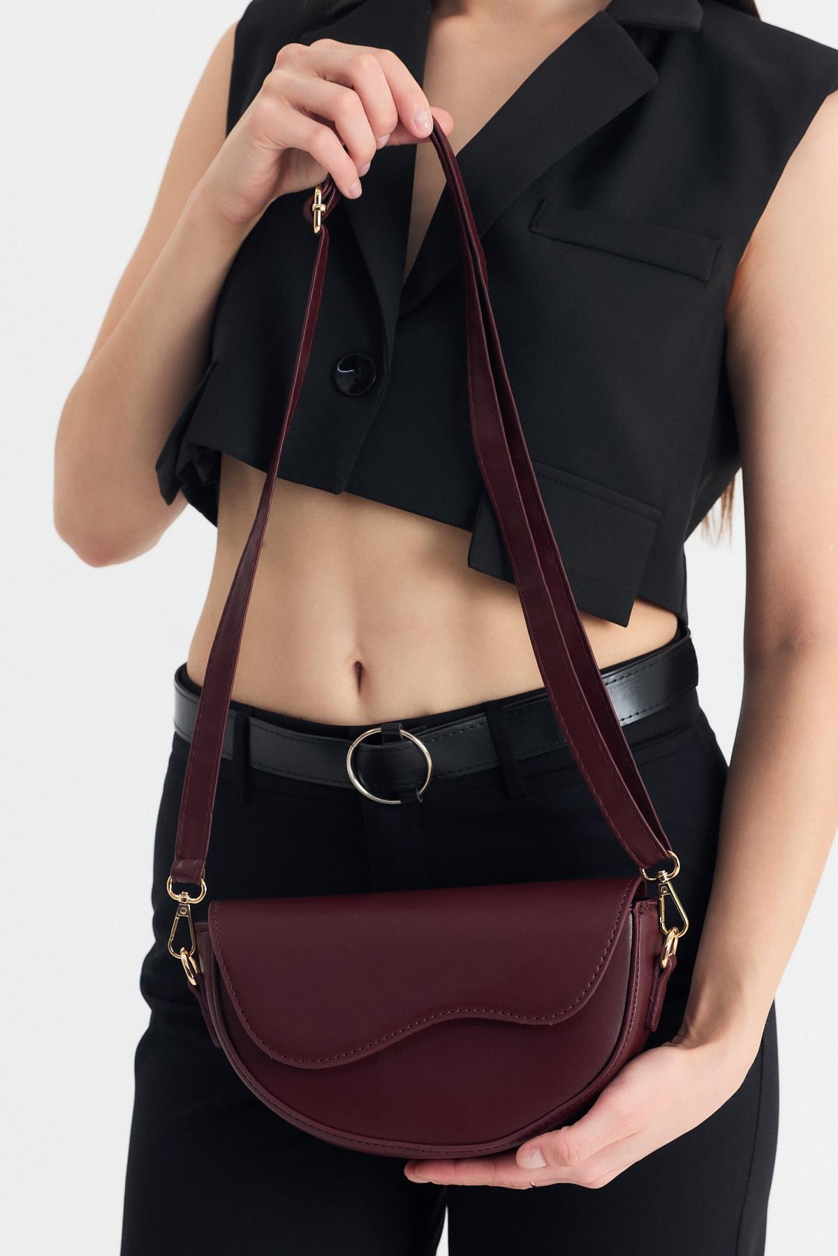 Bordo Simetri Kapak Detaylı Omuz Çantası 3024 - 3