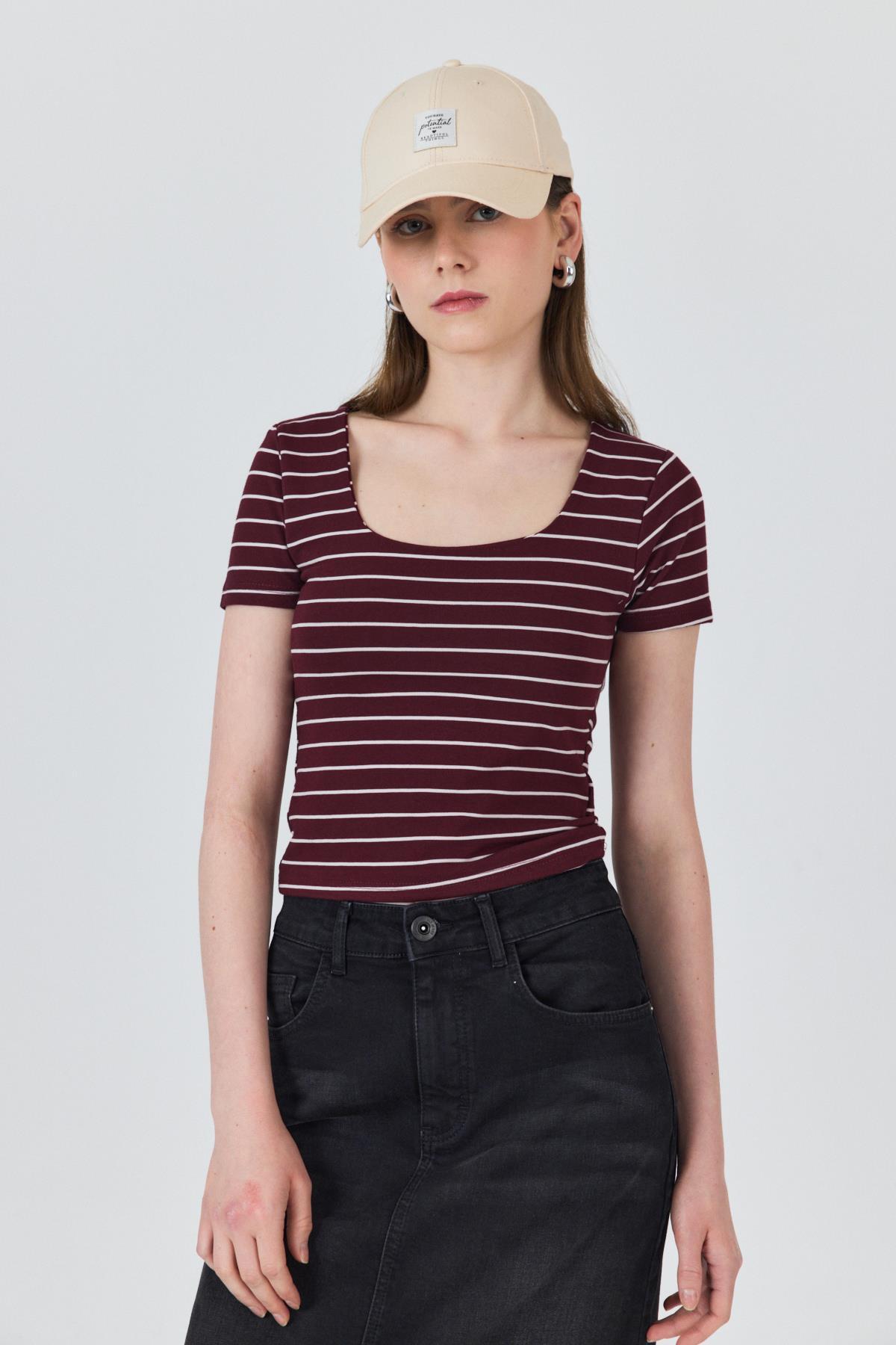 Bordo U Yaka Çizgili Tişört 4016 - RAYS