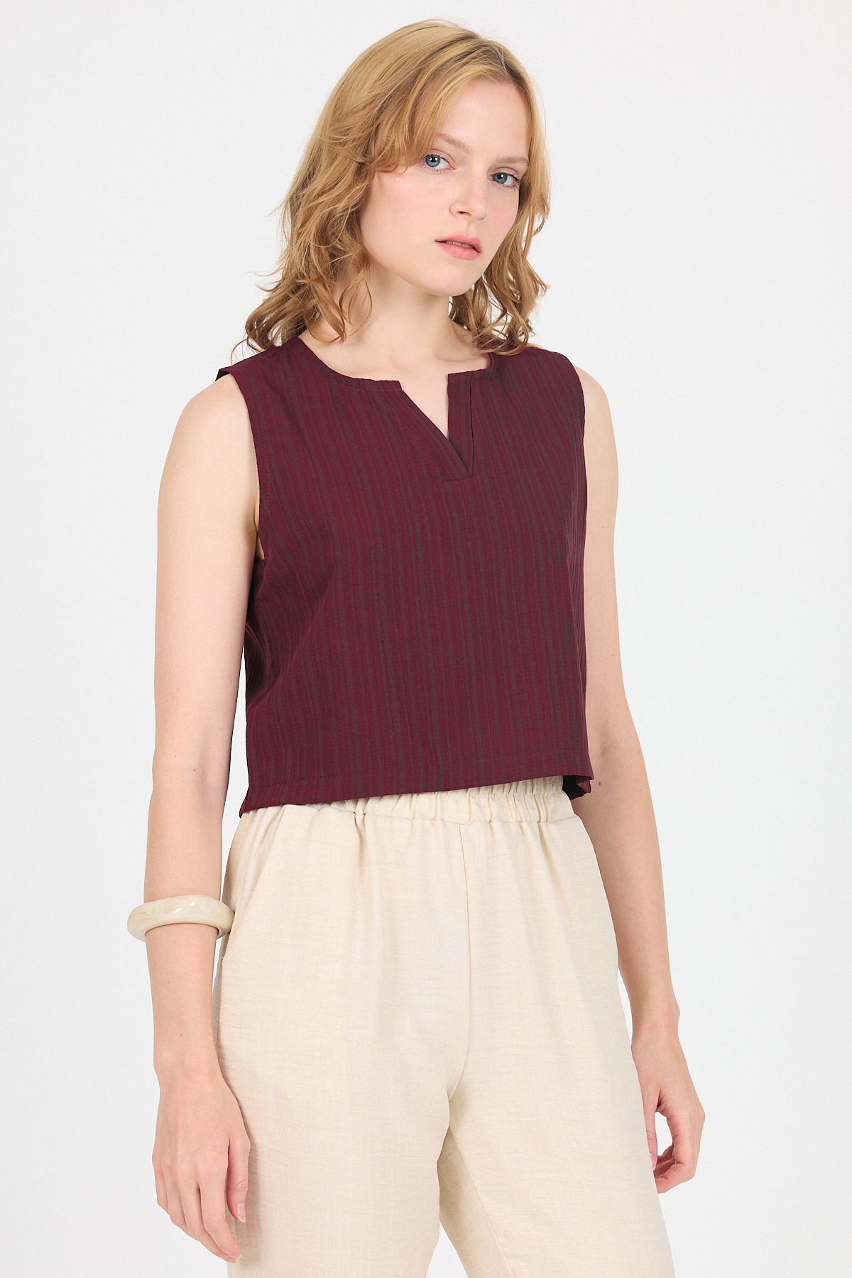 Bordo V Yaka Kolsuz Crop Bluz 8027 - 1