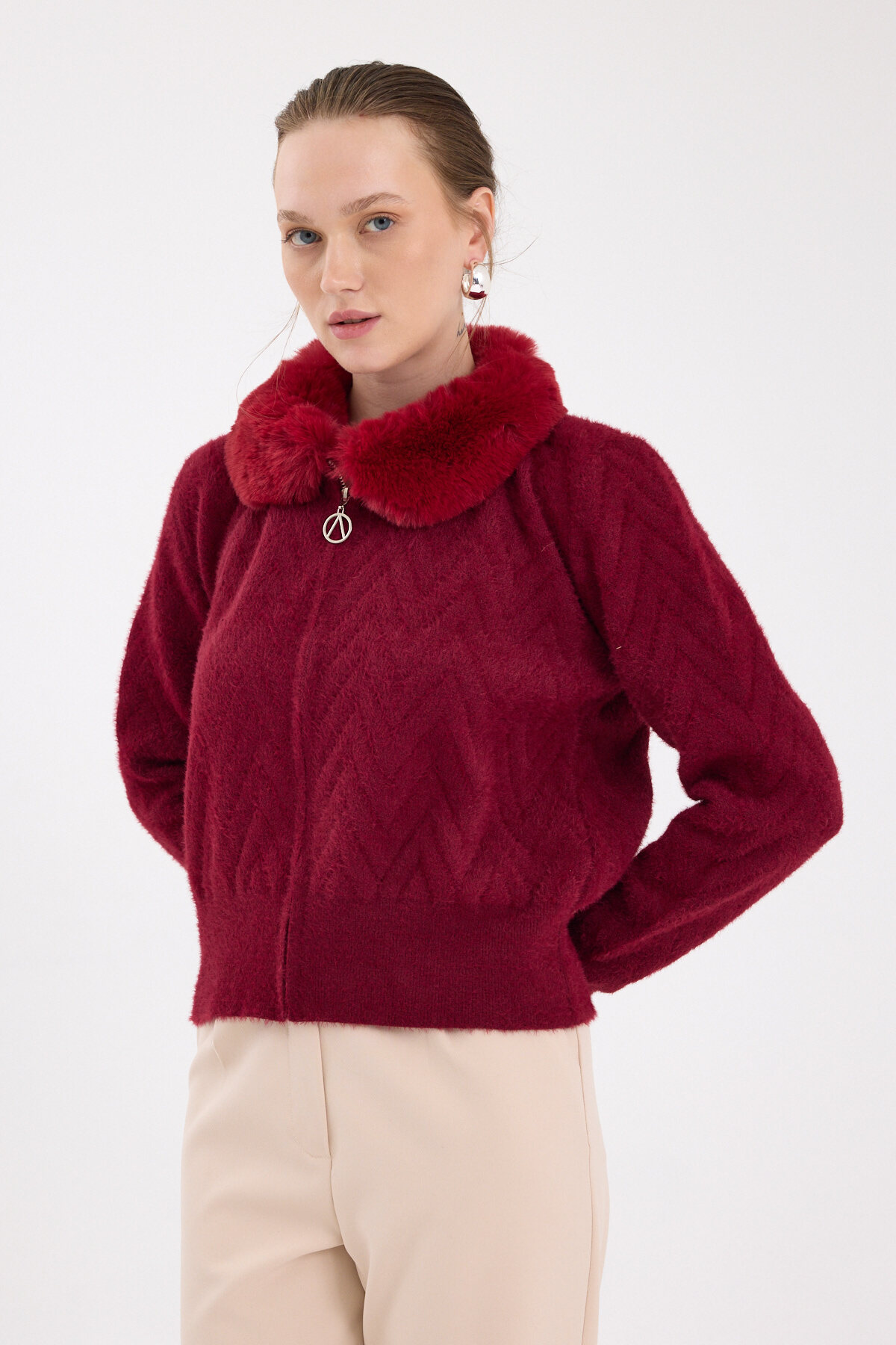 Bordo Yaka Kürk Detaylı Kadın Hırka 6680 - 2