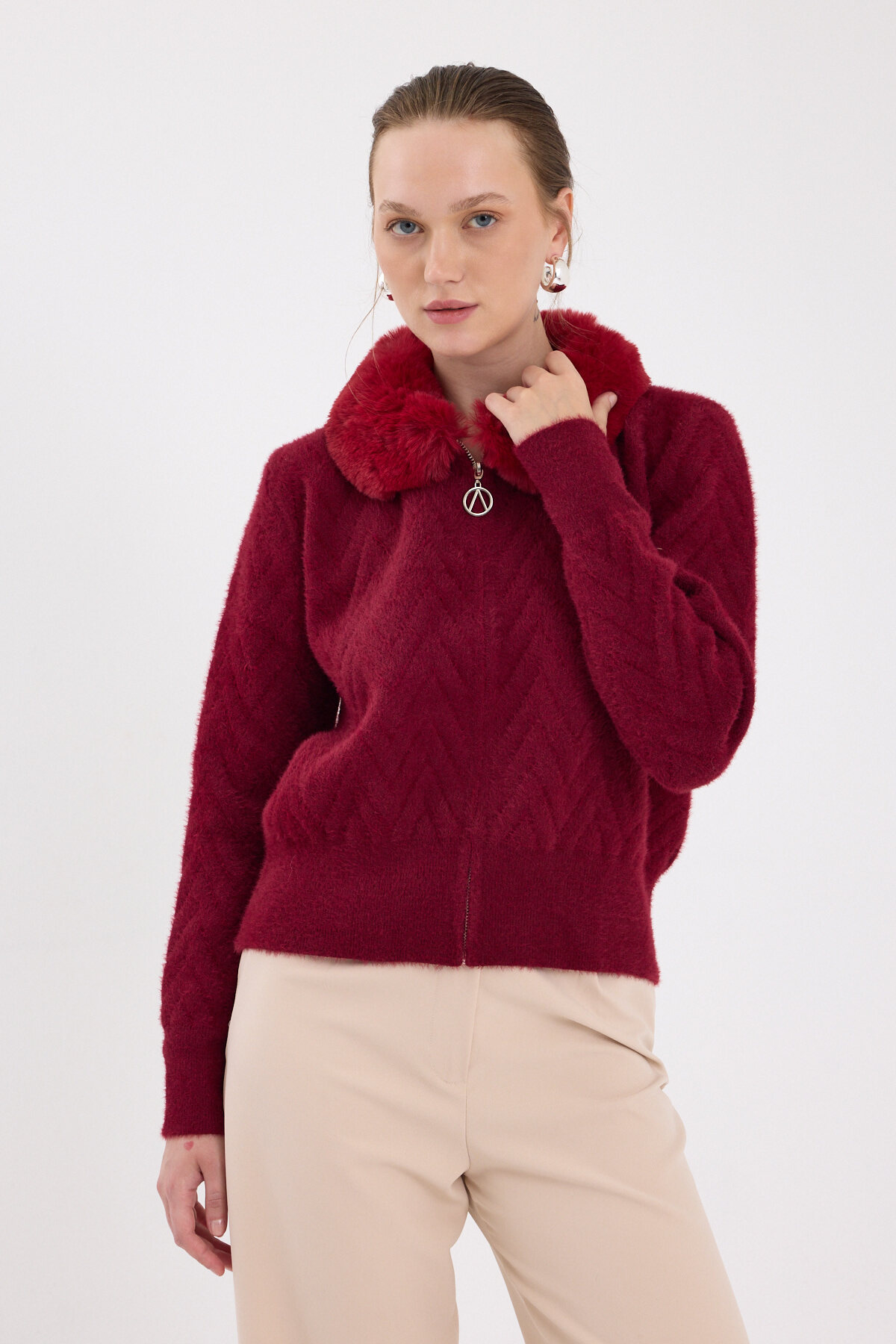 Bordo Yaka Kürk Detaylı Kadın Hırka 6680 - 1