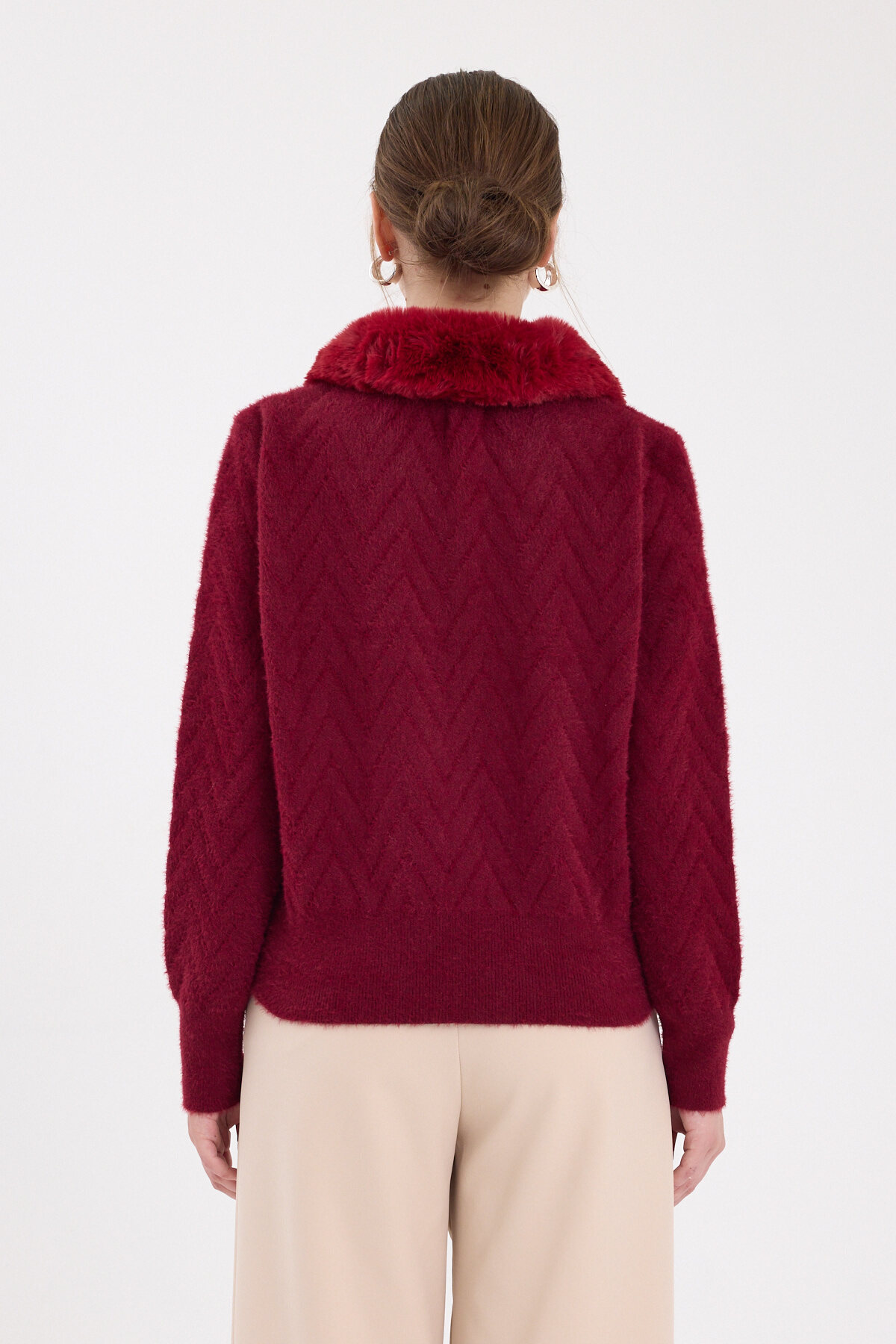 Bordo Yaka Kürk Detaylı Kadın Hırka 6680 - 5
