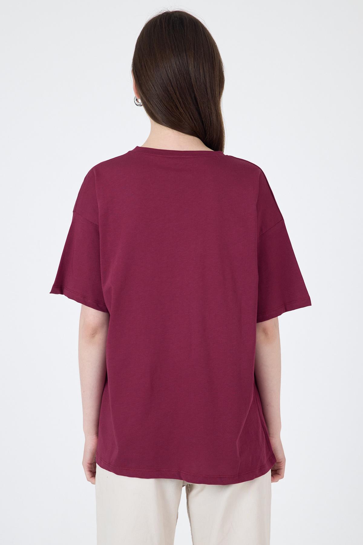 Bordo Yaka Yazı Baskılı Oversize Pamuklu Tişört 2150-34M - 5