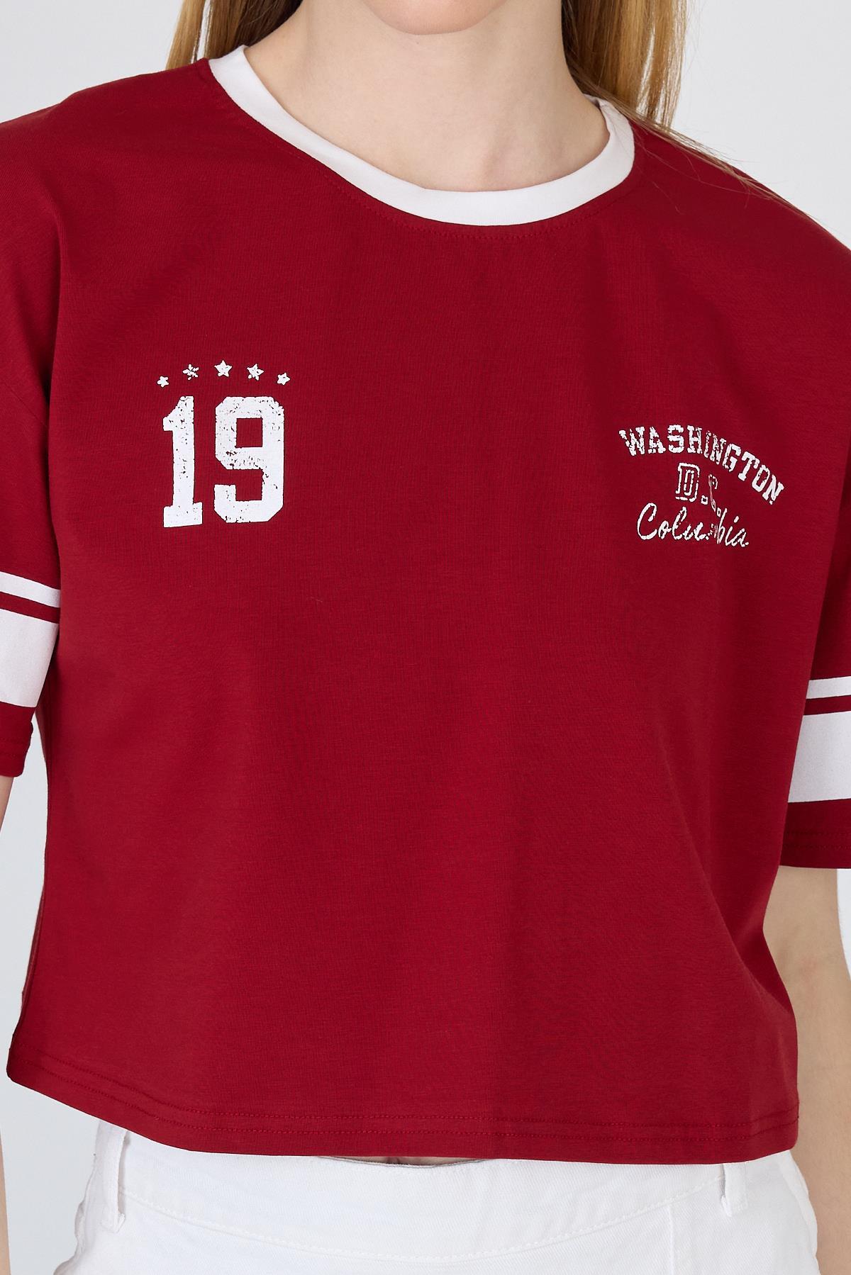 Bordo Yazı Baskılı Crop Tişört 6584 - 4