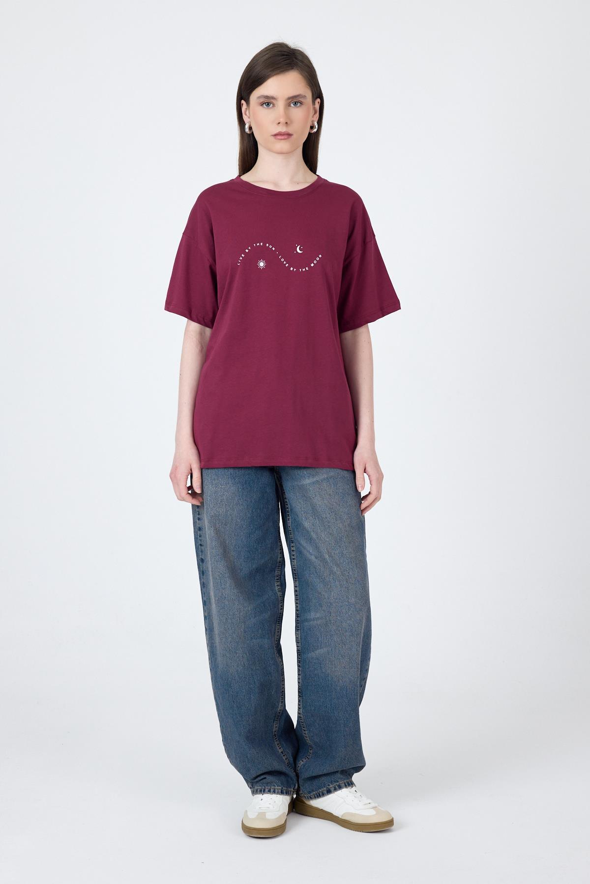 Bordo Yazı Baskılı Oversize Pamuklu Tişört 2150-32M - 2