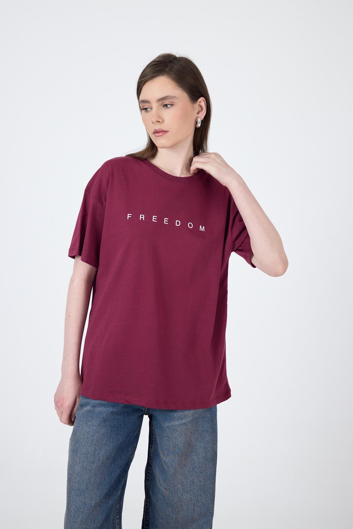 Bordo Yazı Baskılı Pamuklu Oversize Tişört 2150-3M - RAYS