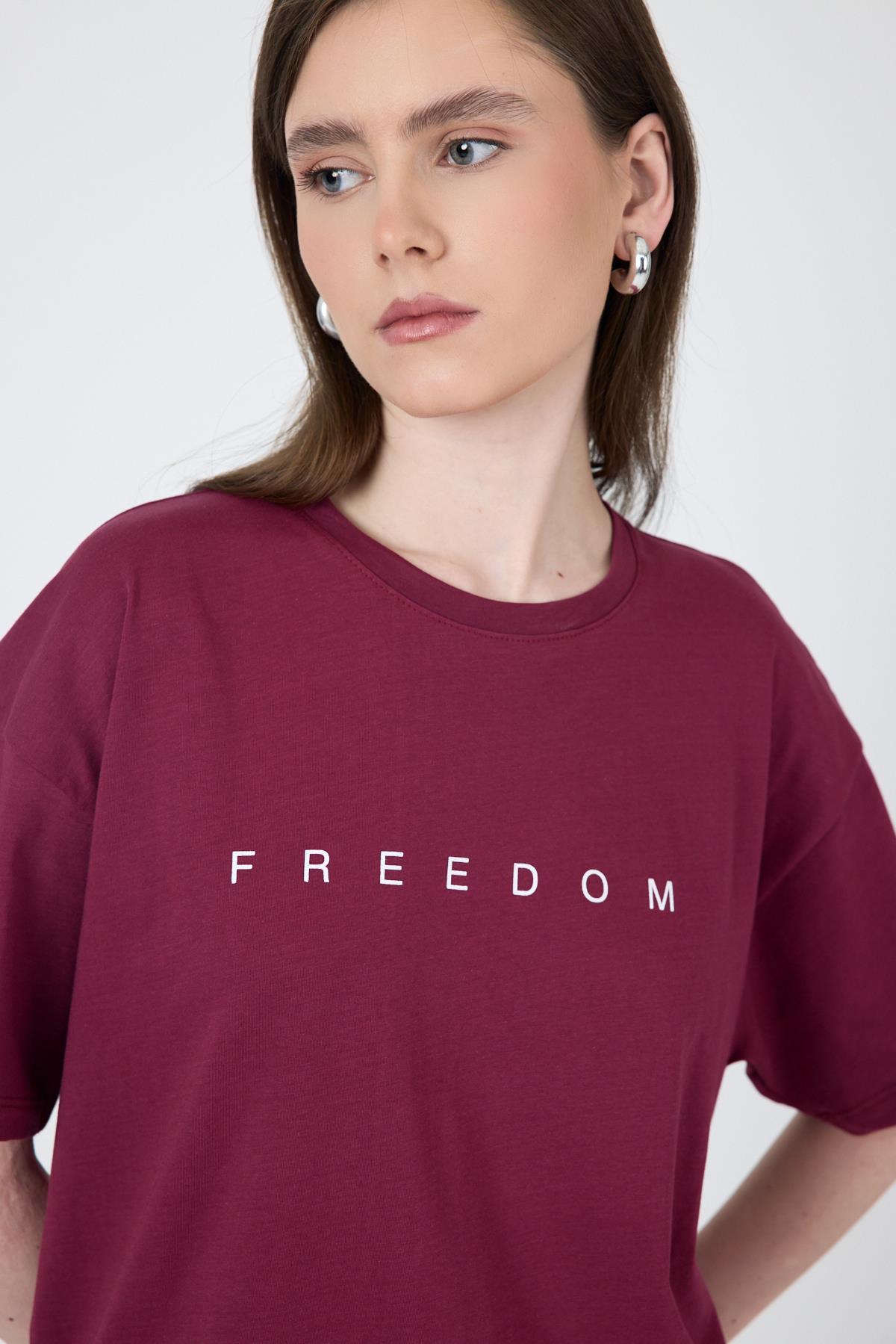 Bordo Yazı Baskılı Pamuklu Oversize Tişört 2150-3M - 4