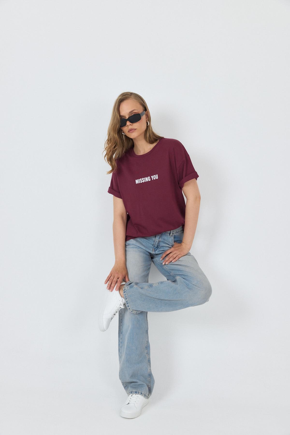 Bordo Yazı Baskılı Pamuklu Oversize Tişört 2150-6M - 3