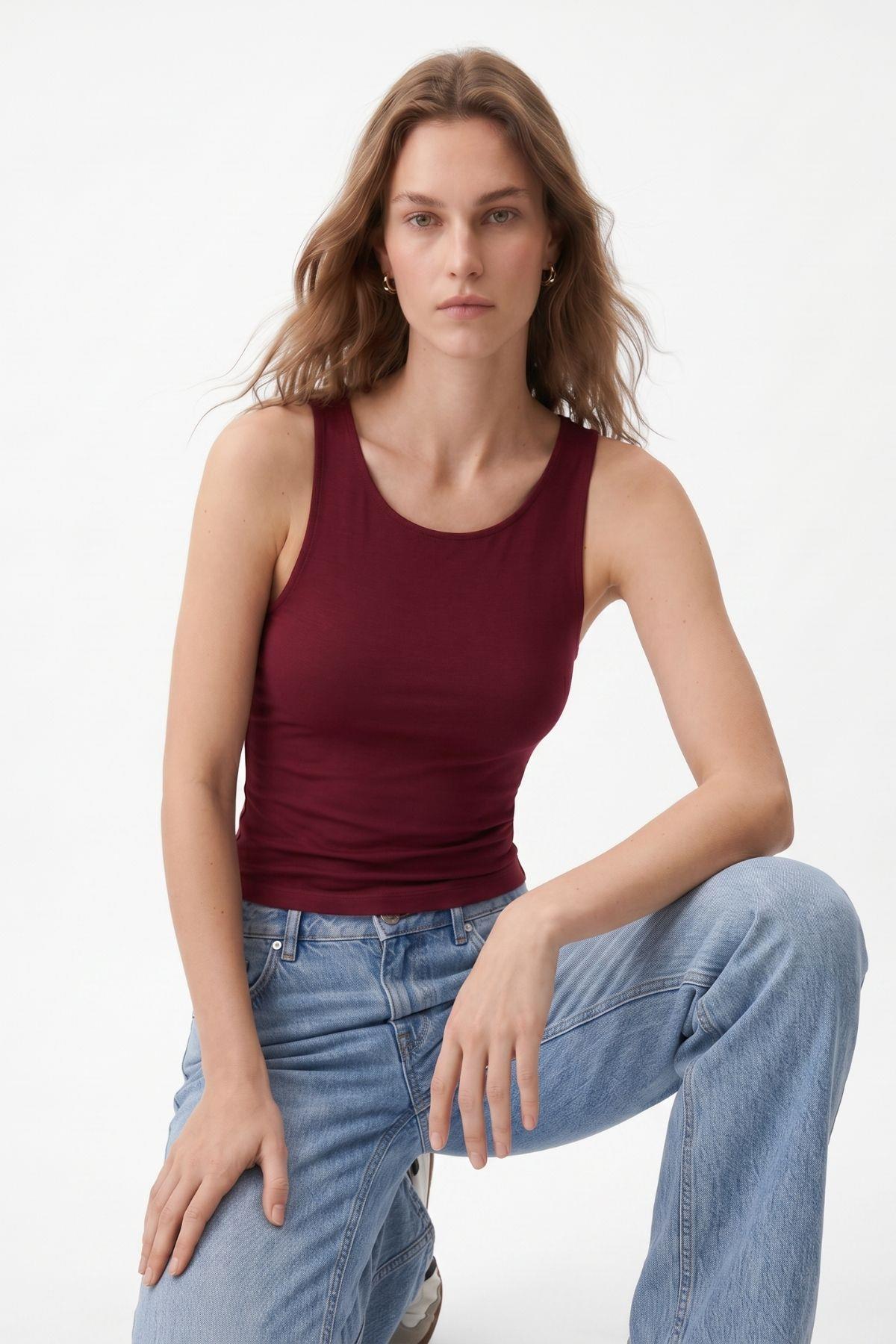 Bordo Yuvarlak Yaka Crop Atlet 8163A - RAYS