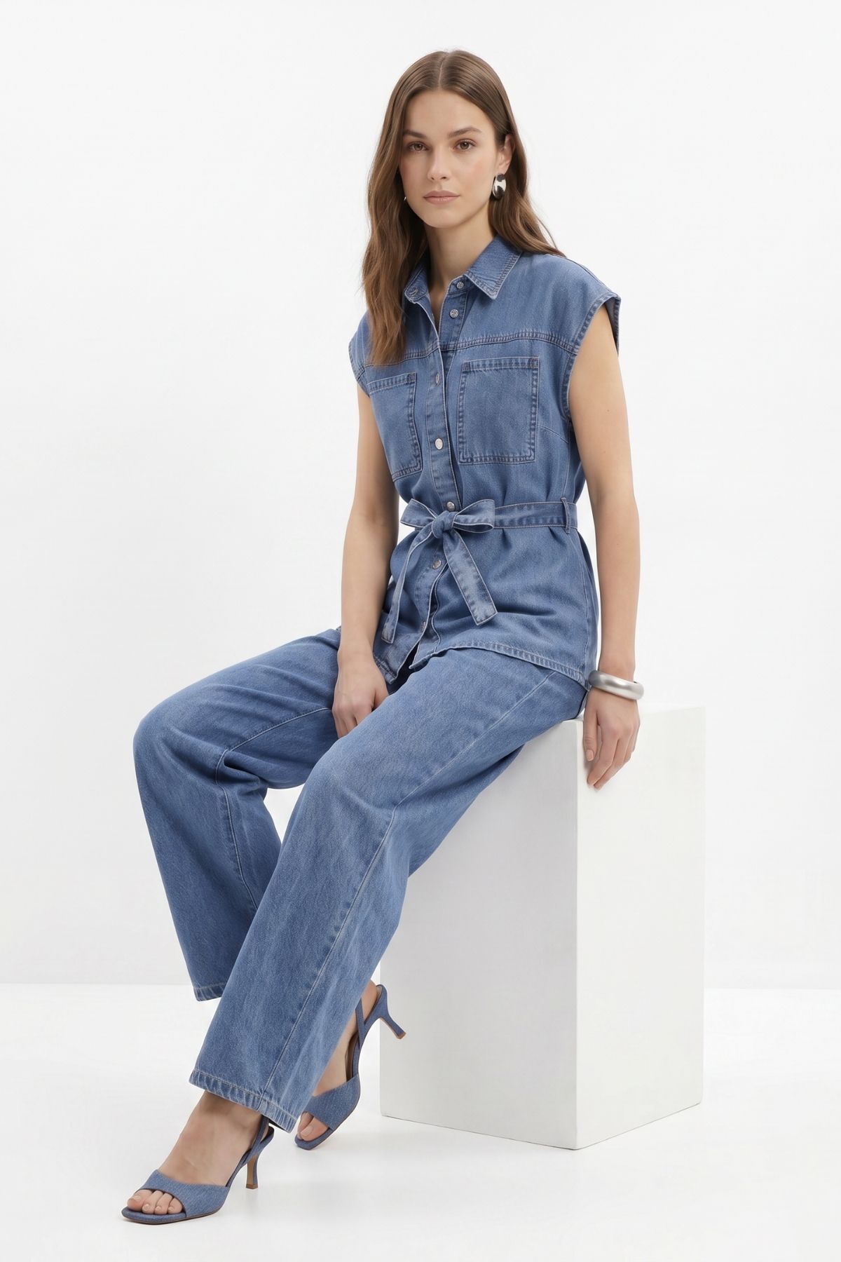 Buzkar Kuşaklı Sıfır Kol Jean Ceket Pantolon Takım 002 - 2