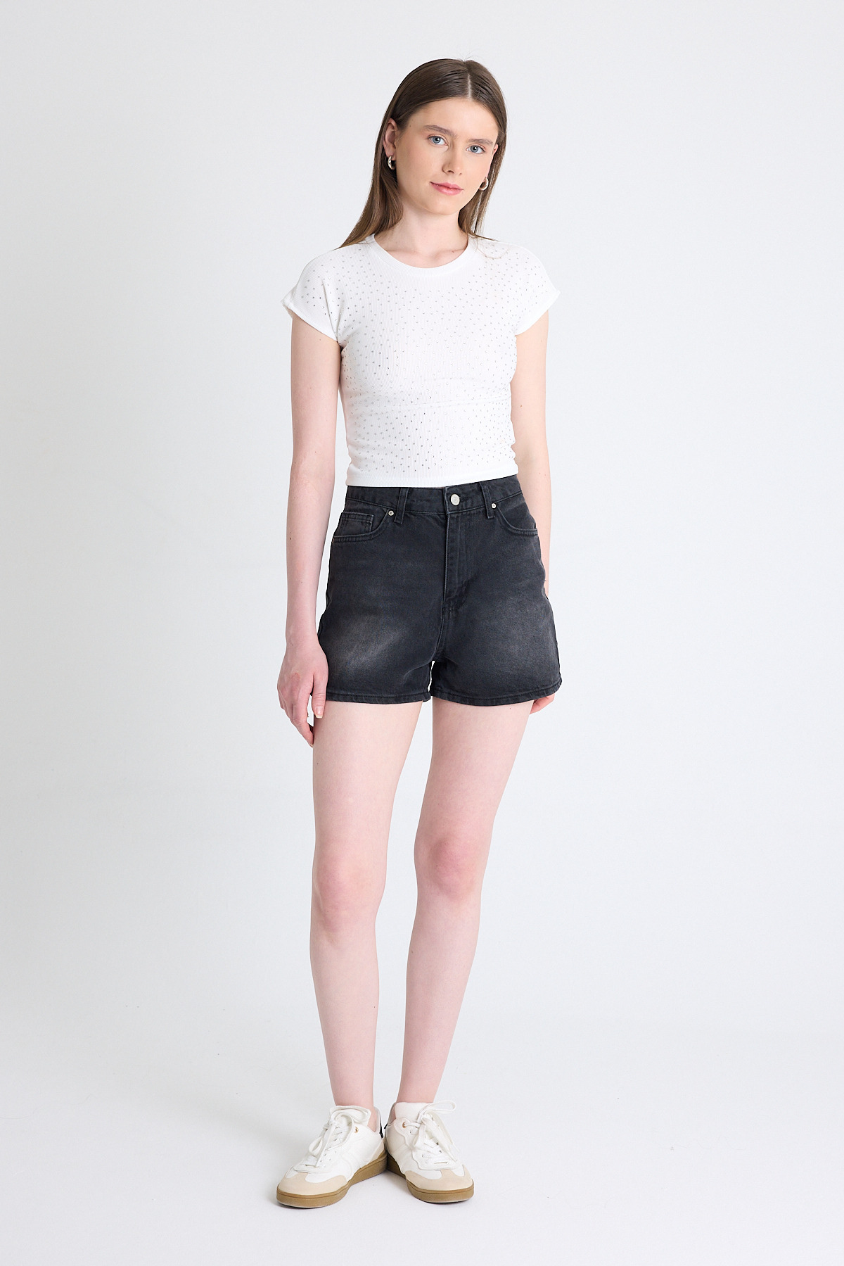 Beyaz Taş Detaylı Slim Fit Crop Tişört 9207M - 3