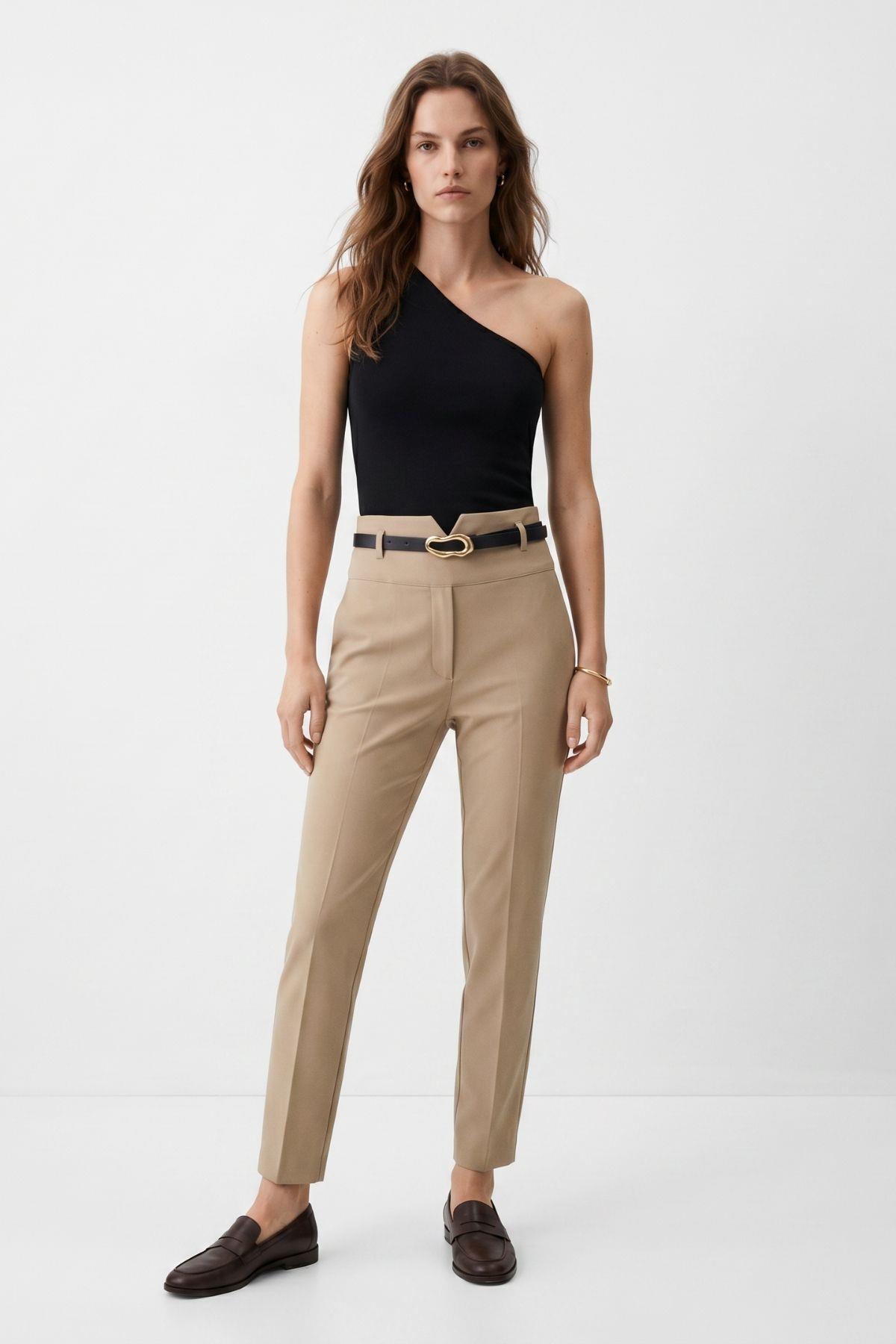 Bel V Kesim Kemerli Pantolon 8404A Camel - RAYS