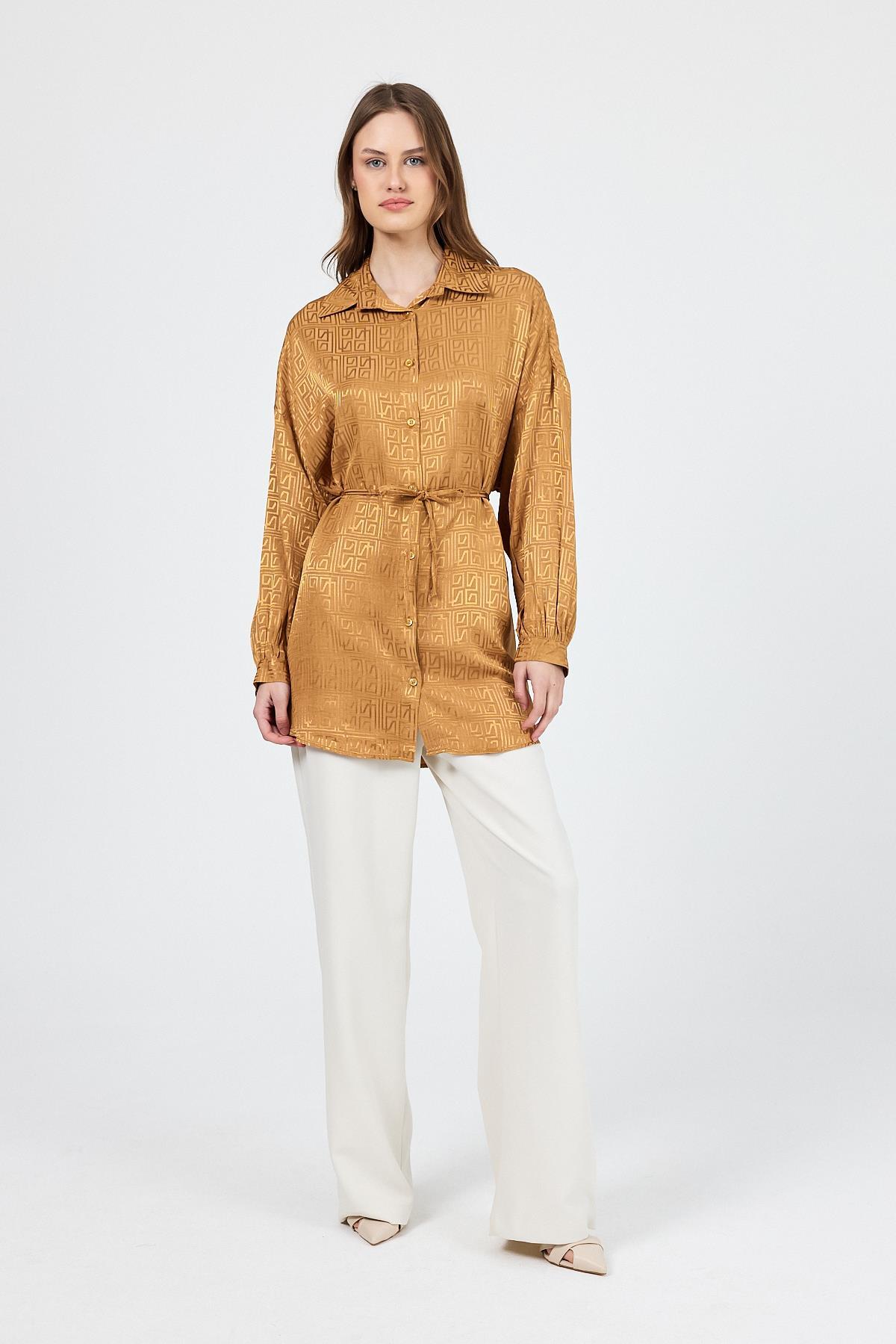 Camel Desenli Saten Görünümlü İp Bağlama Detaylı Gömlek 4293A - 2