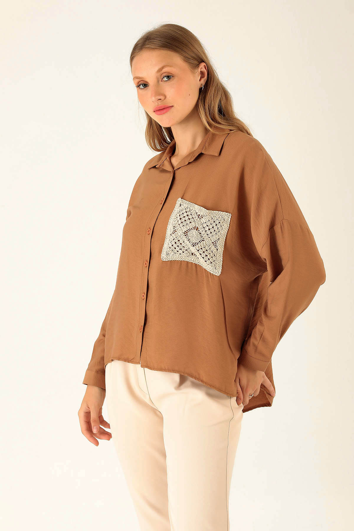 Dantel Cep Detaylı Bayan Gömlek - 6557A Taba - 2