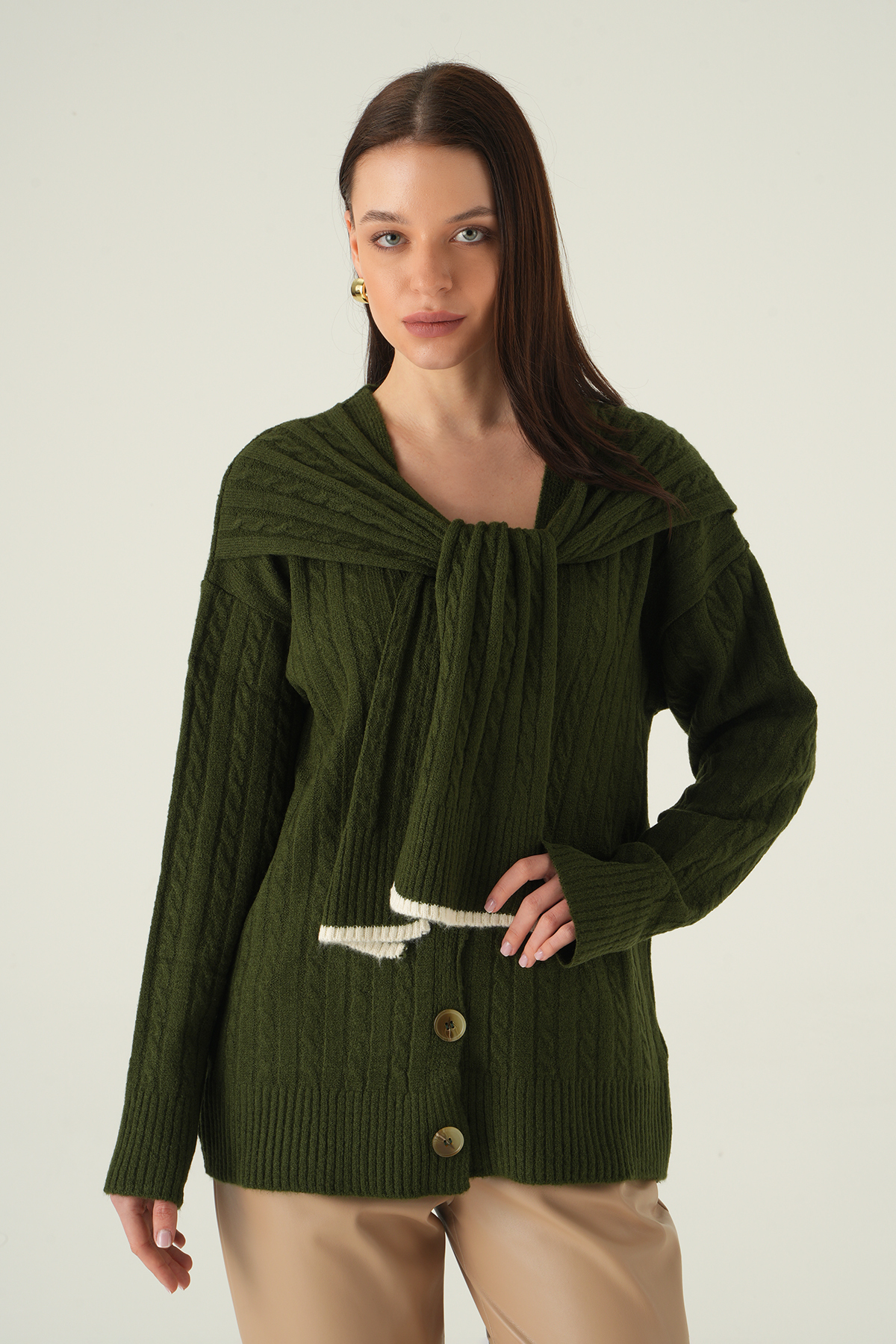 Düğmeli Örgülü Hırka Haki 2470 - 1