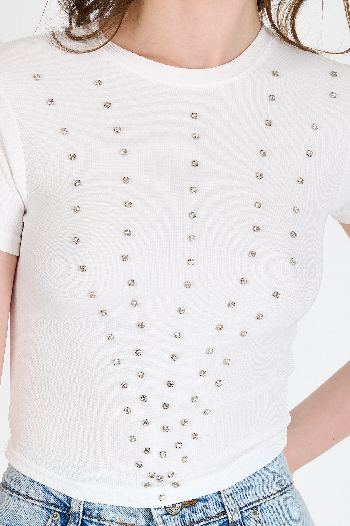 Ekru Bisiklet Yaka Taş İşleme Detaylı Slim Fit Crop Tişört 1149 - RAYS