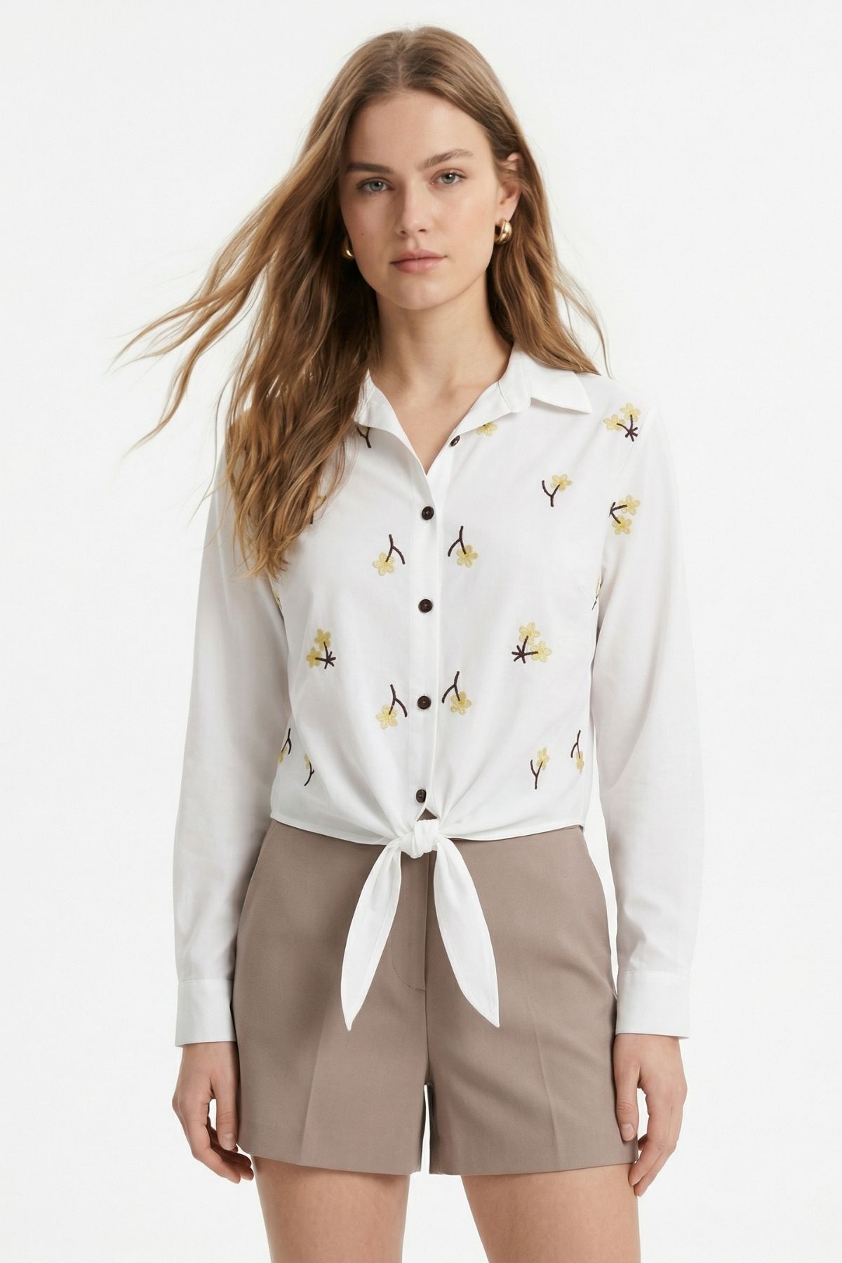 Ekru Çiçek Nakışlı Bağlamalı Gömlek 6282 - 2