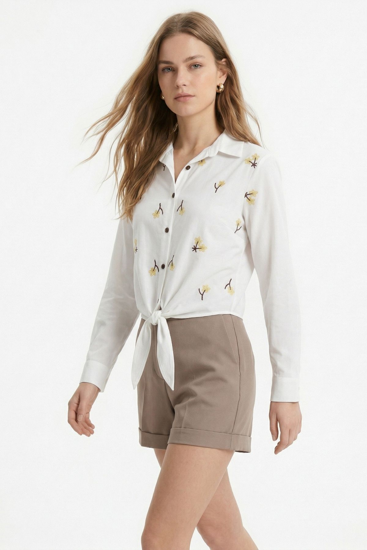 Ekru Çiçek Nakışlı Bağlamalı Gömlek 6282 - RAYS