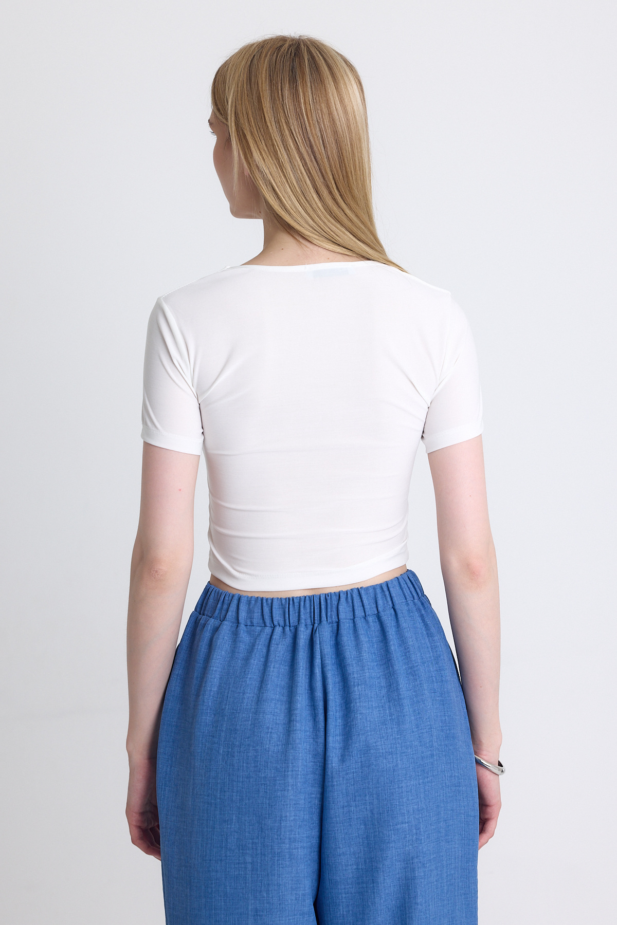 Ekru Kare Yaka V Kesim Detaylı Crop Bluz 10432 - 5