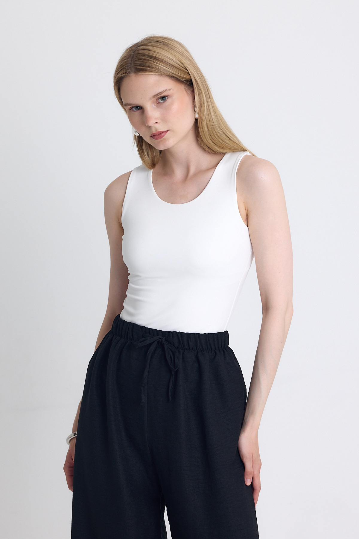 Ekru Slim Fit Kolsuz Basic Atlet 9194M - 4