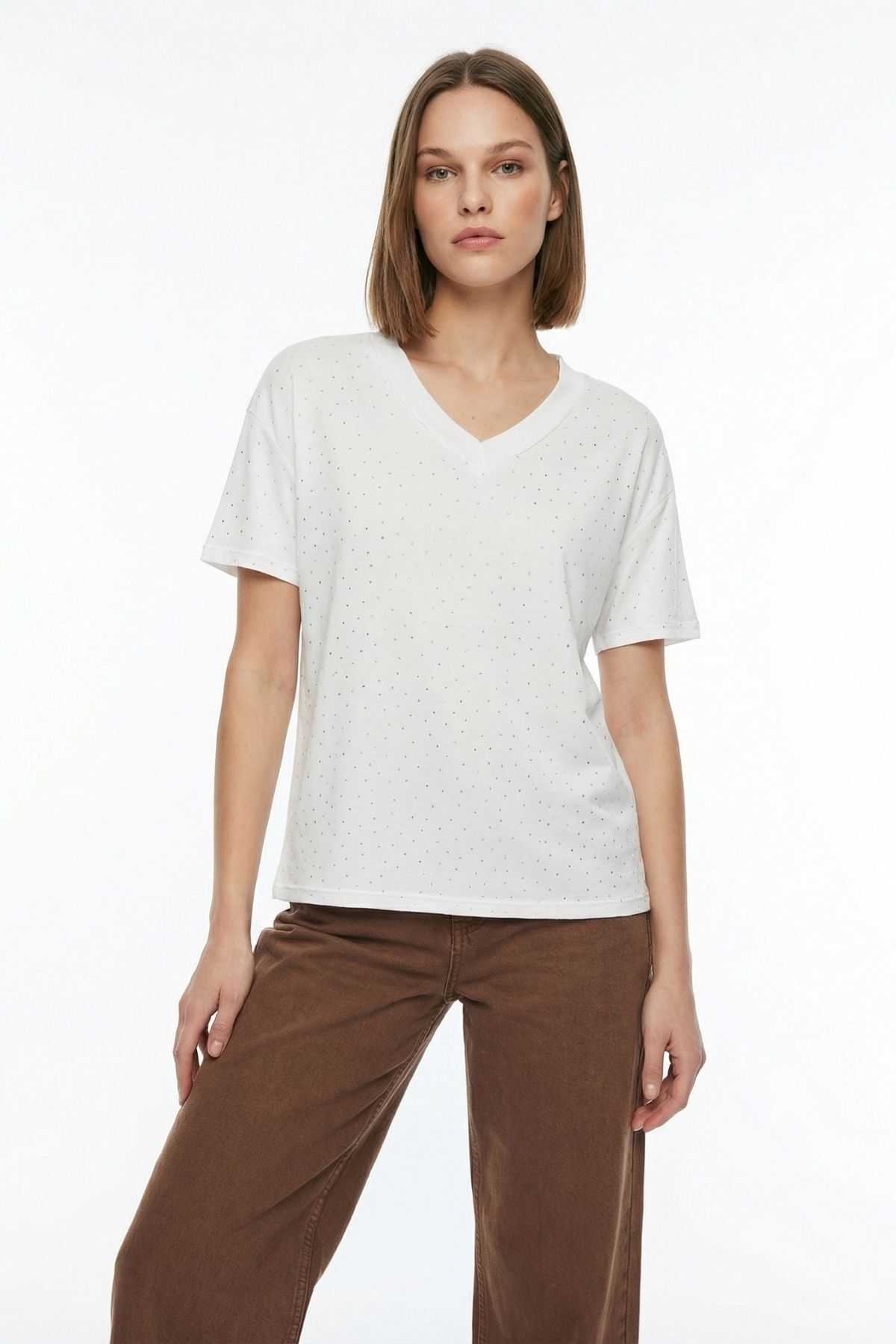 Ekru Taşlı V Yaka Kısa Kol Tişört 1761 - RAYS