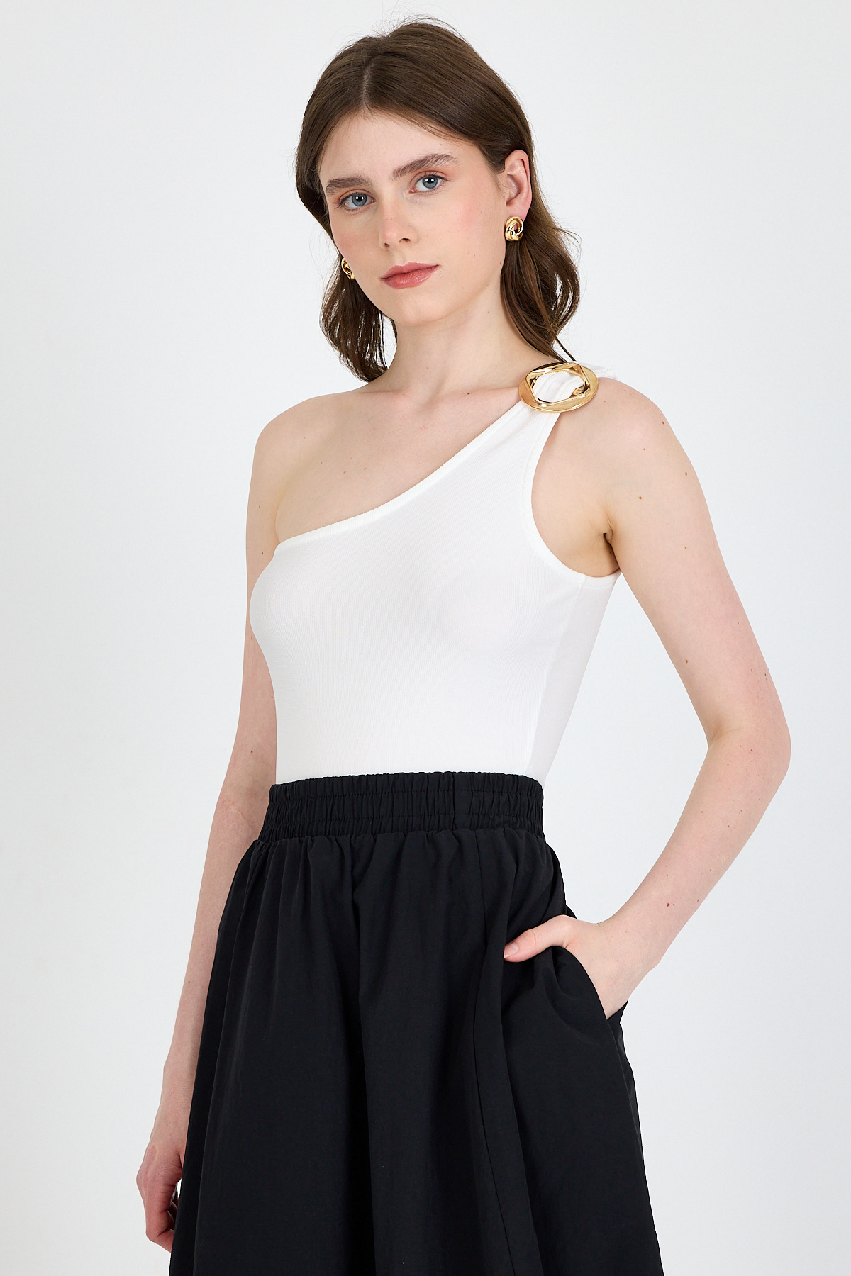 Ekru Toka Detaylı Tek Omuz Bluz 1649 