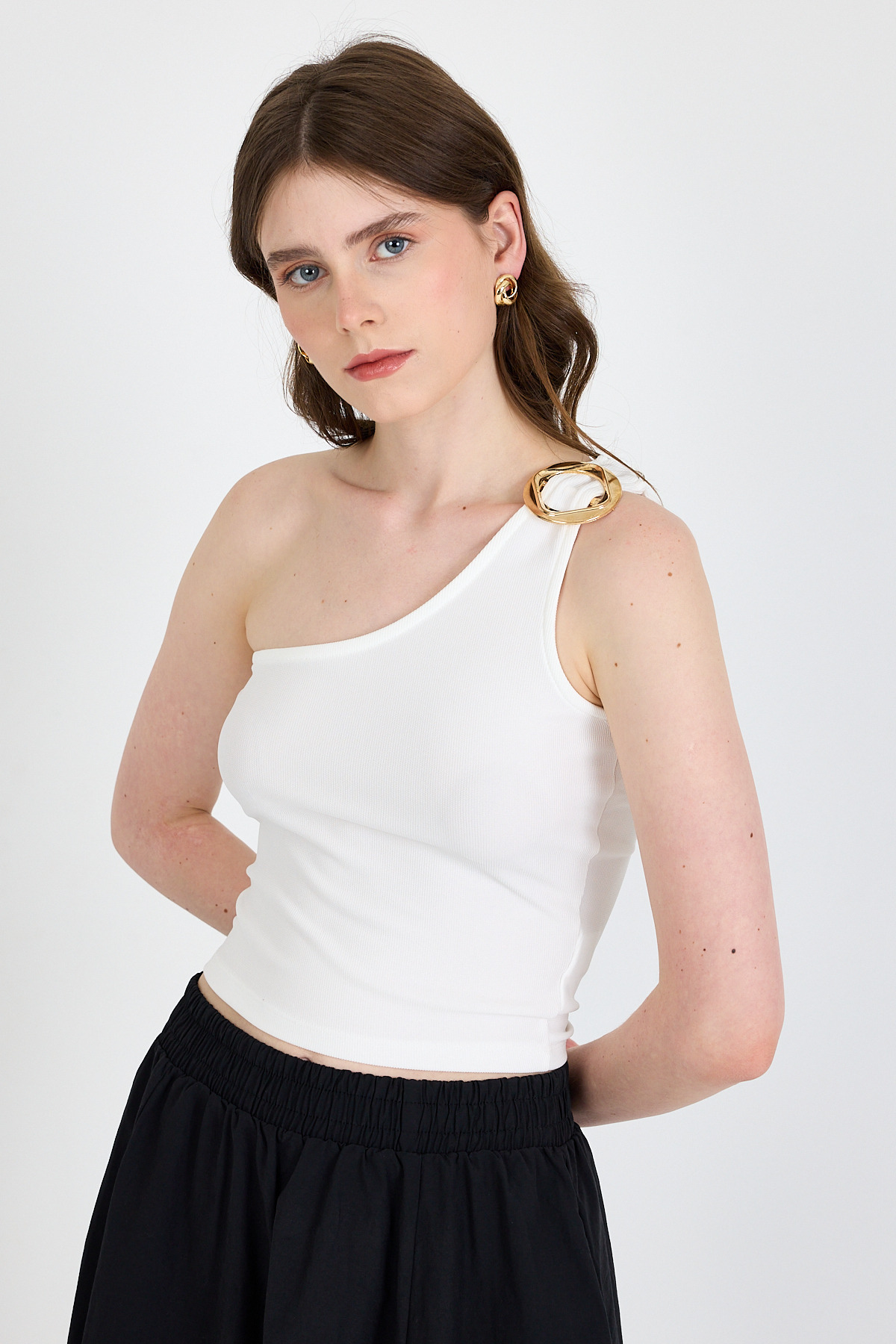 Ekru Toka Detaylı Tek Omuz Bluz 1649 - 6