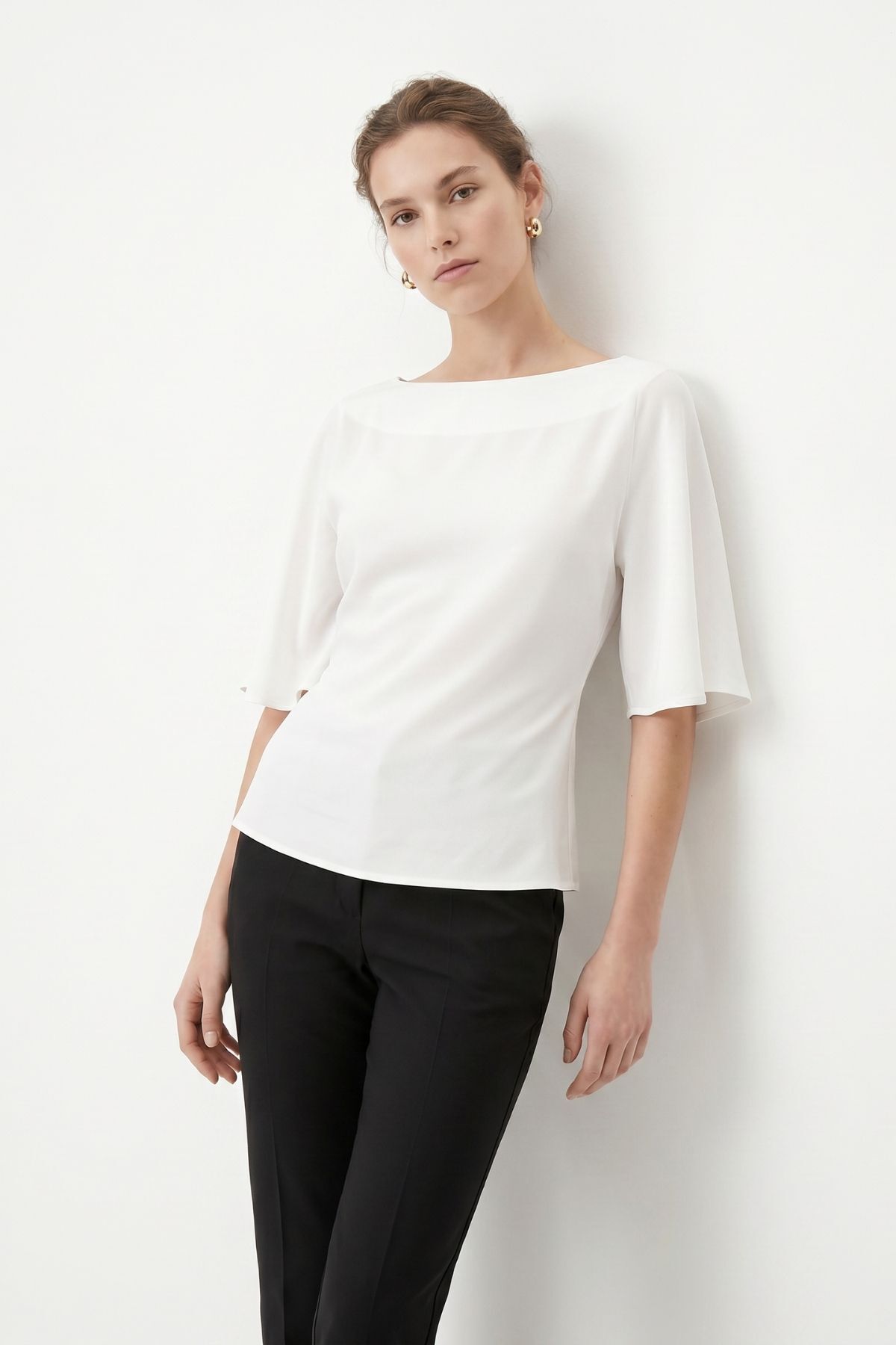 Ekru Volan Kollu Sırt Bağlamalı Bluz 261128 - RAYS