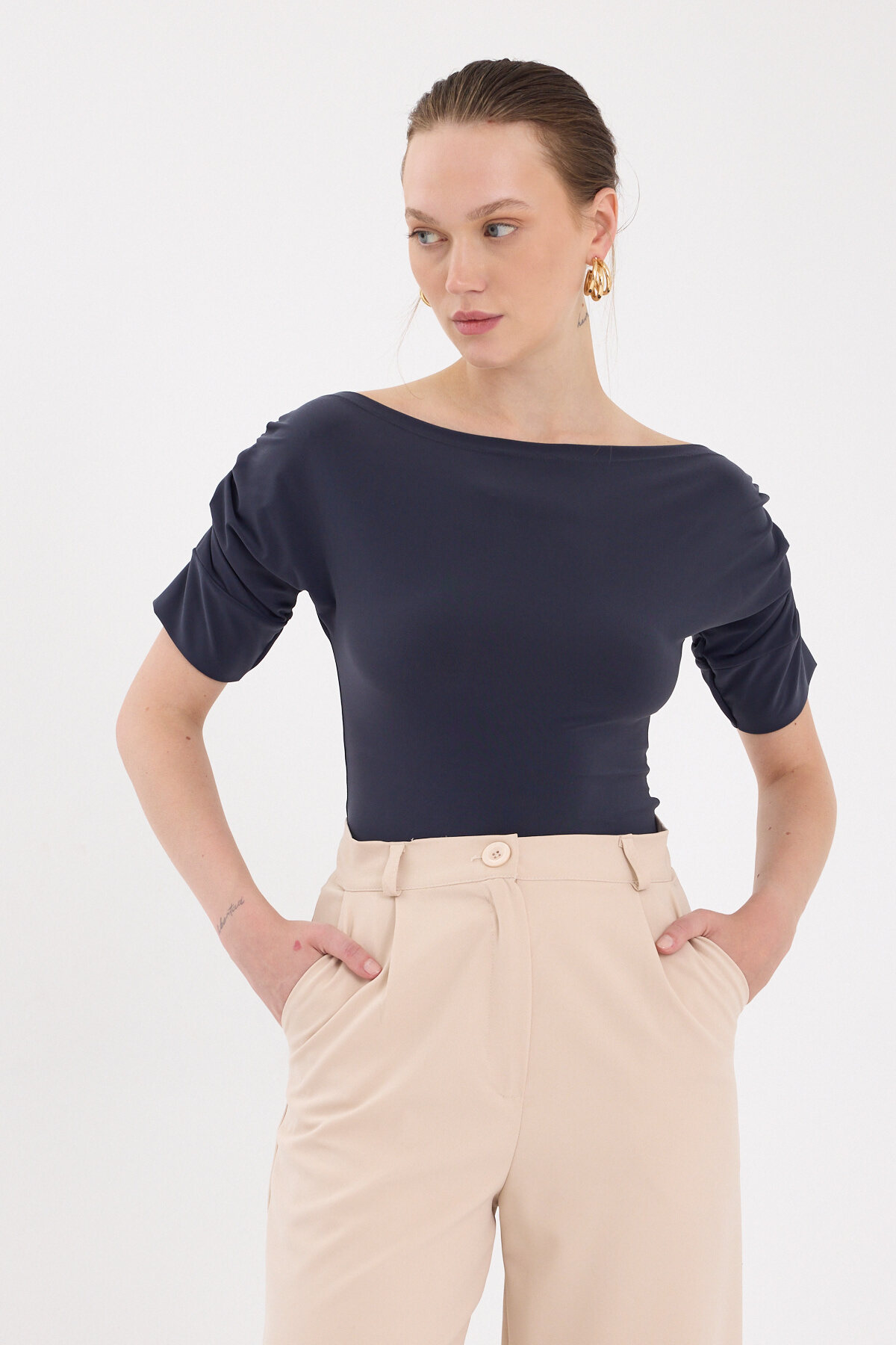 Füme Kayık Yaka Kol Büzgülü Bluz 2515 - 6