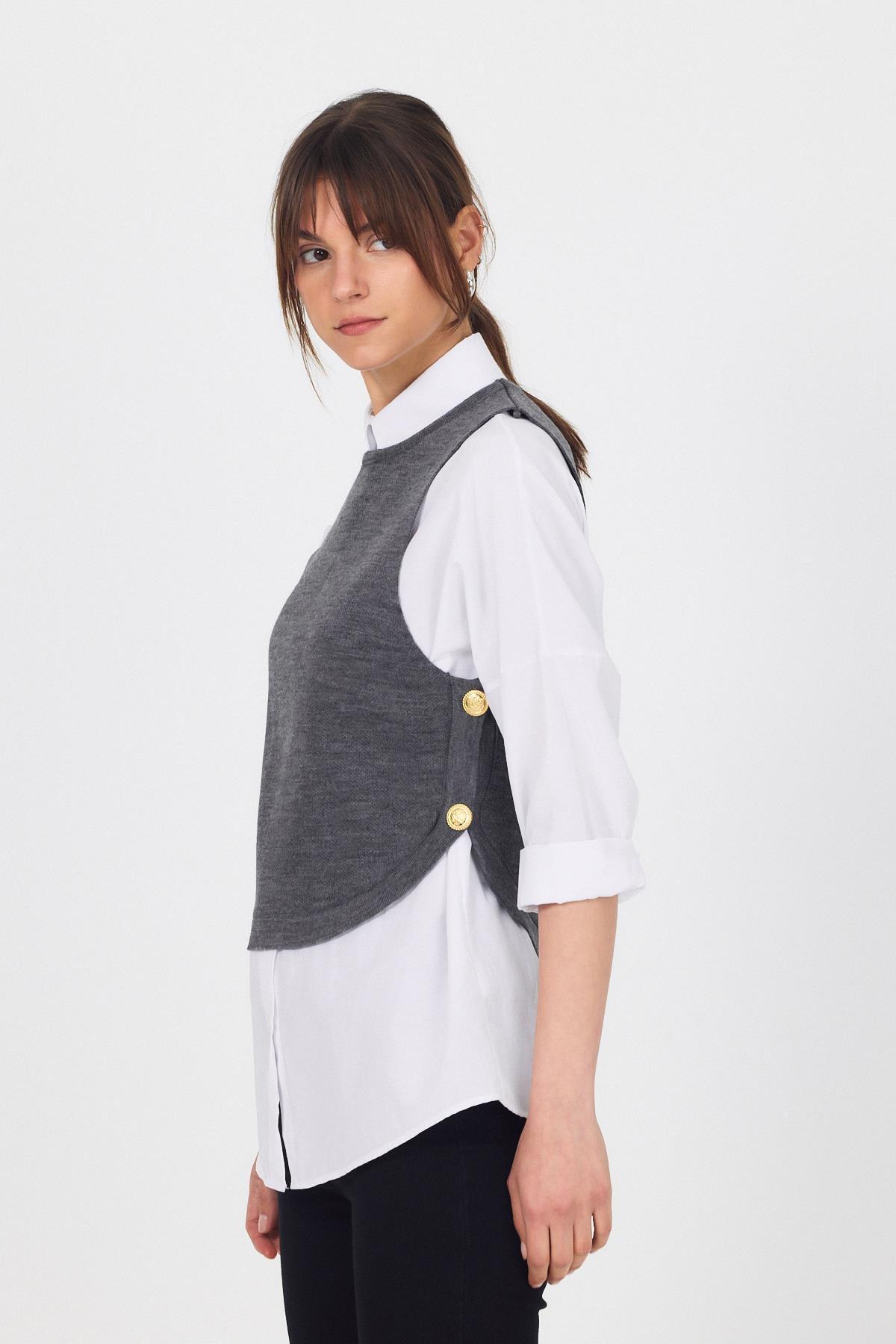 Füme Yan Düğme Detay Sıfır Kol Süveter 2111 - RAYS (1)