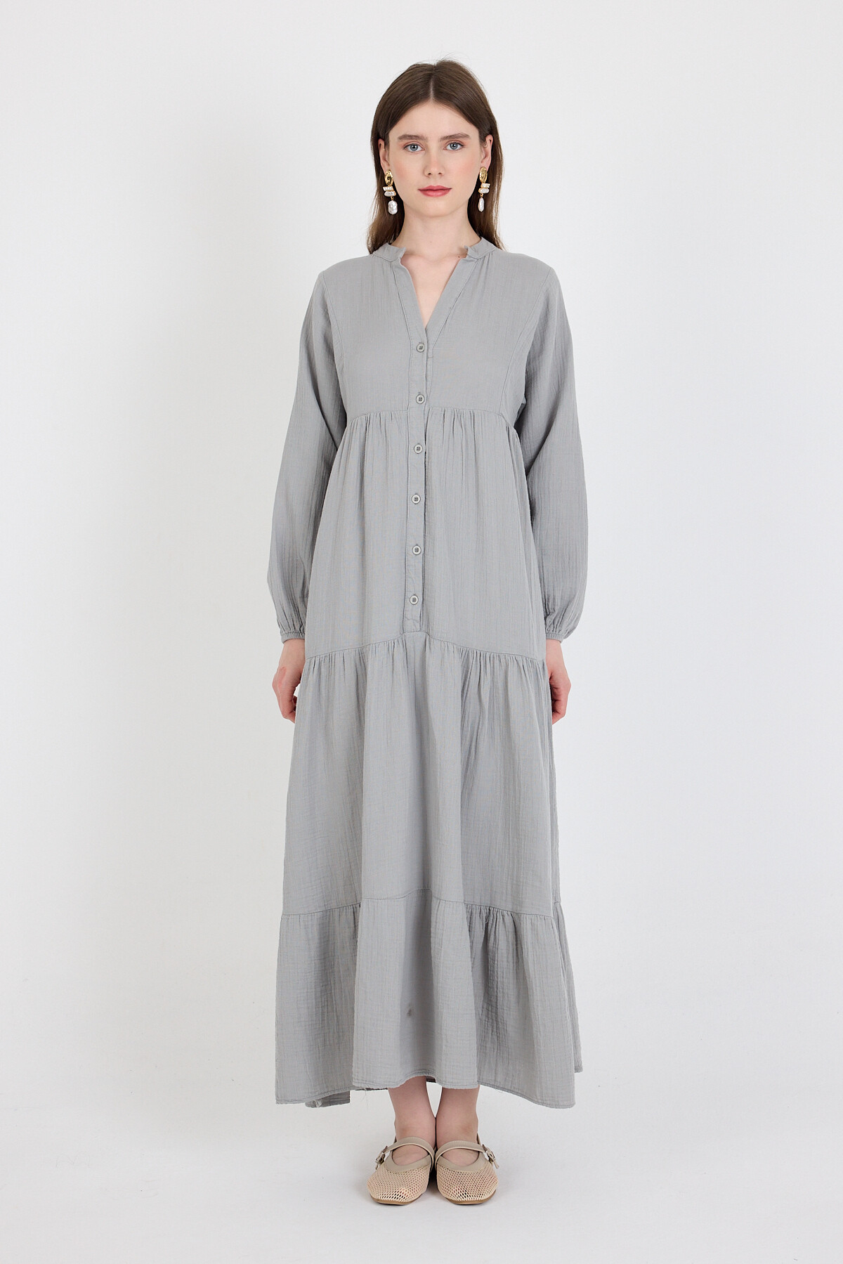 Gri %100 Pamuk Düğmeli Kat Etekli Uzun Kollu Elbise 4782A - RAYS