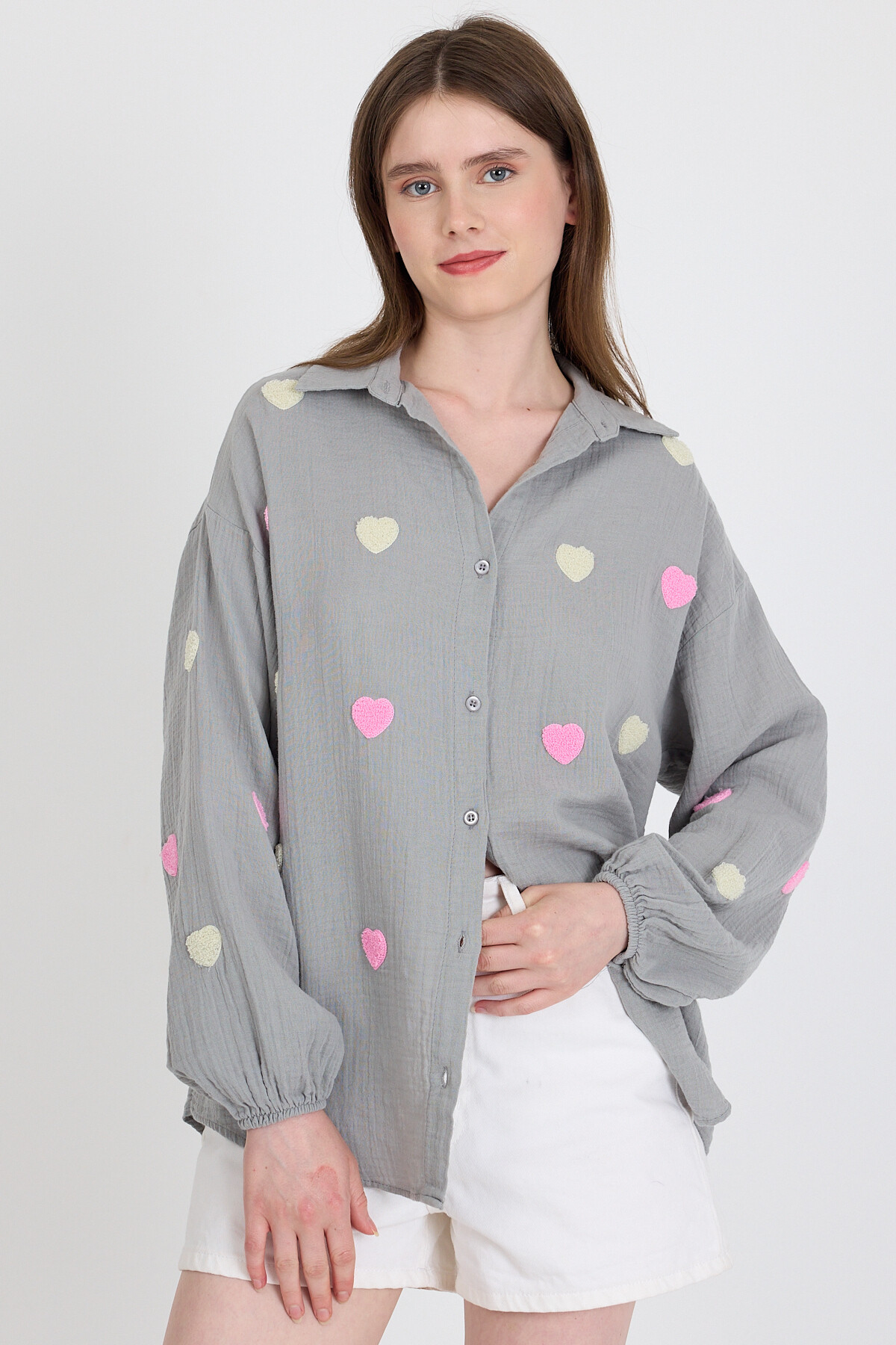 Gri %100 Pamuk Kalp Nakışlı Gömlek 4797A - RAYS