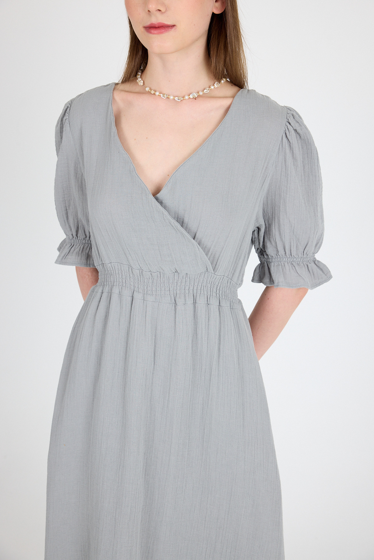 Gri %100 Pamuk Müslin V Yaka Bel Lastikli Midi Elbise 4780A - RAYS