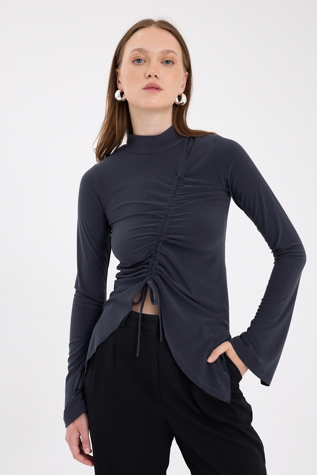 Gri Büzgü Detaylı Balıkçı Yaka Bluz 2458 - RAYS